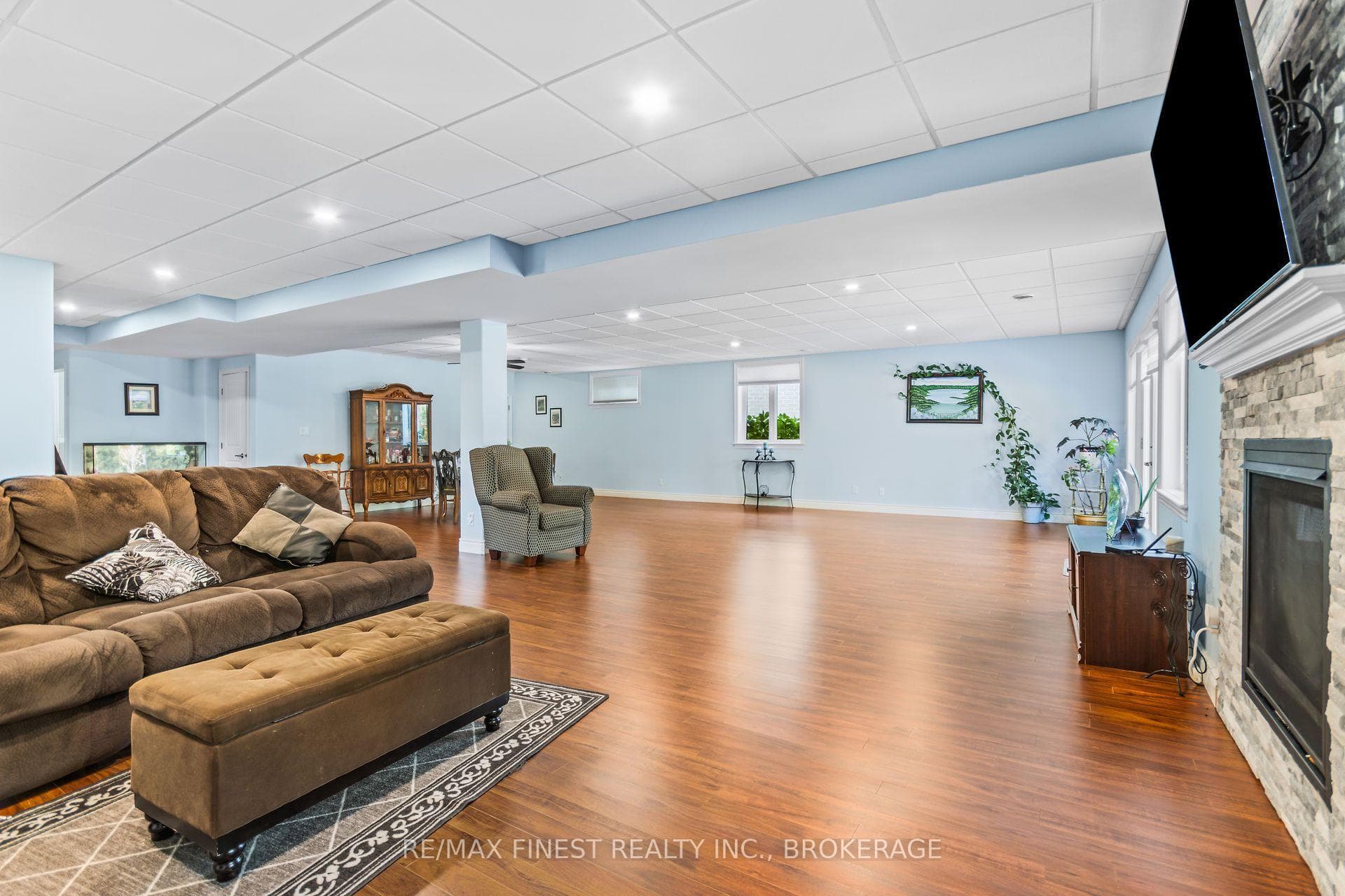 206 Pauline Tom Avenue photo 28
