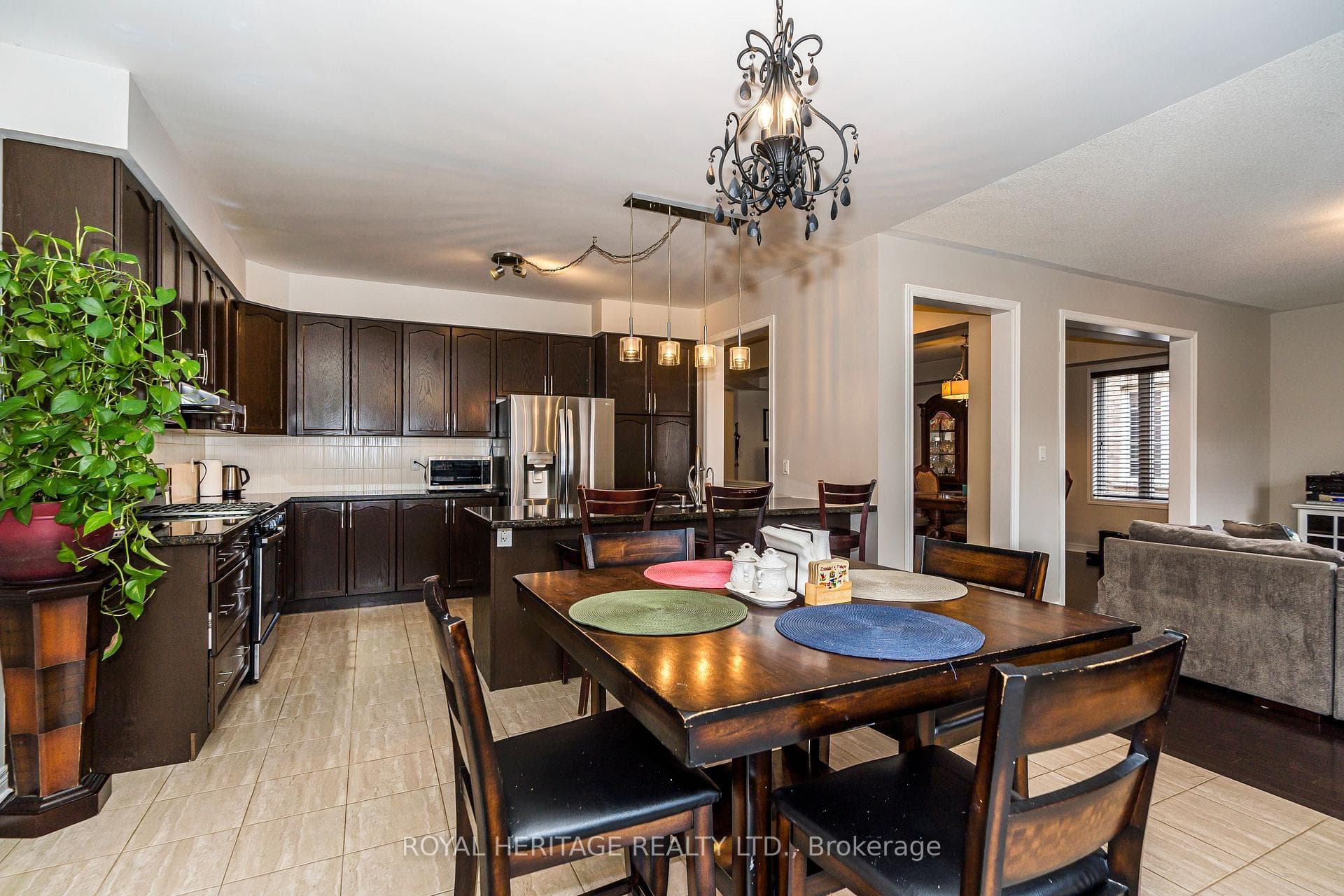 179 Glenabbey Drive photo 12