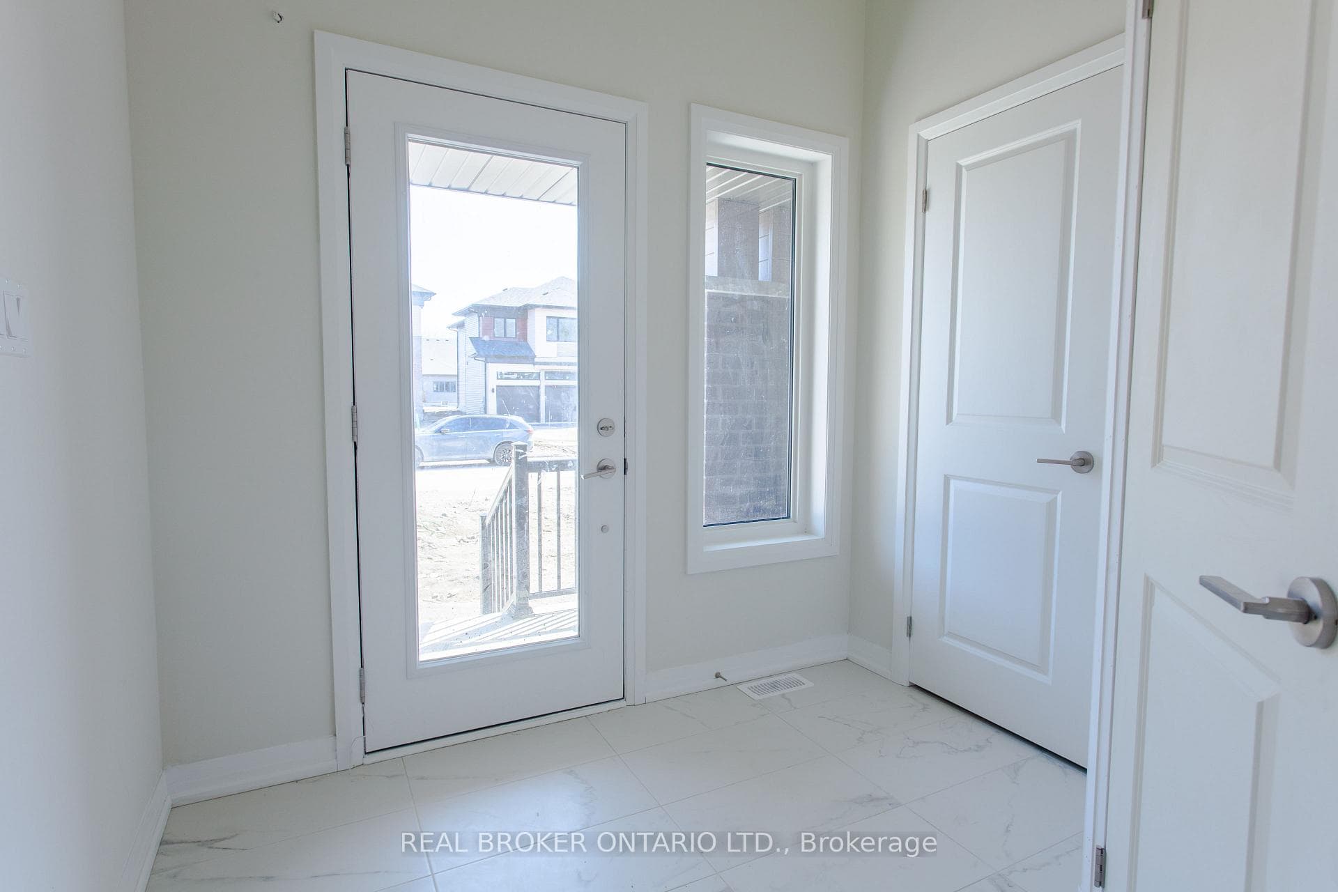 3036 Sandy Acres Avenue photo 3
