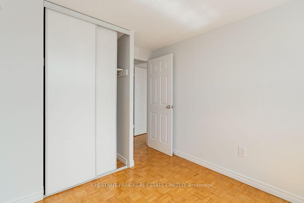 1060 Caven Street Unit 202 photo 19