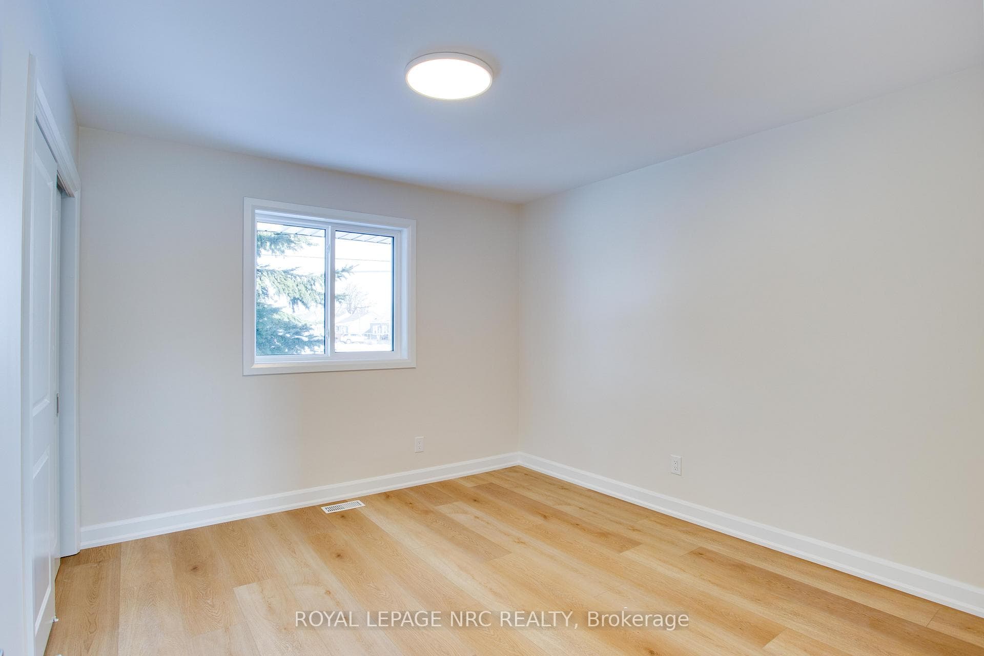 138 Catherine Street Unit UPPER photo 12