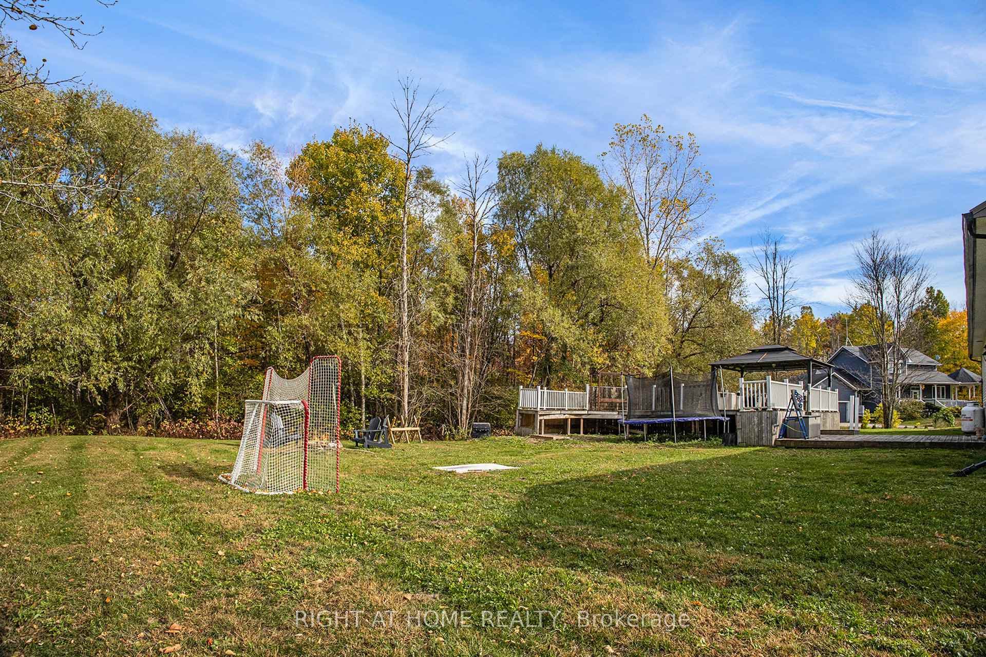 2849 Blanchfield Road photo 24