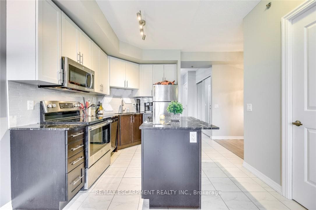 5001 Corporate Drive Unit 501 photo 14