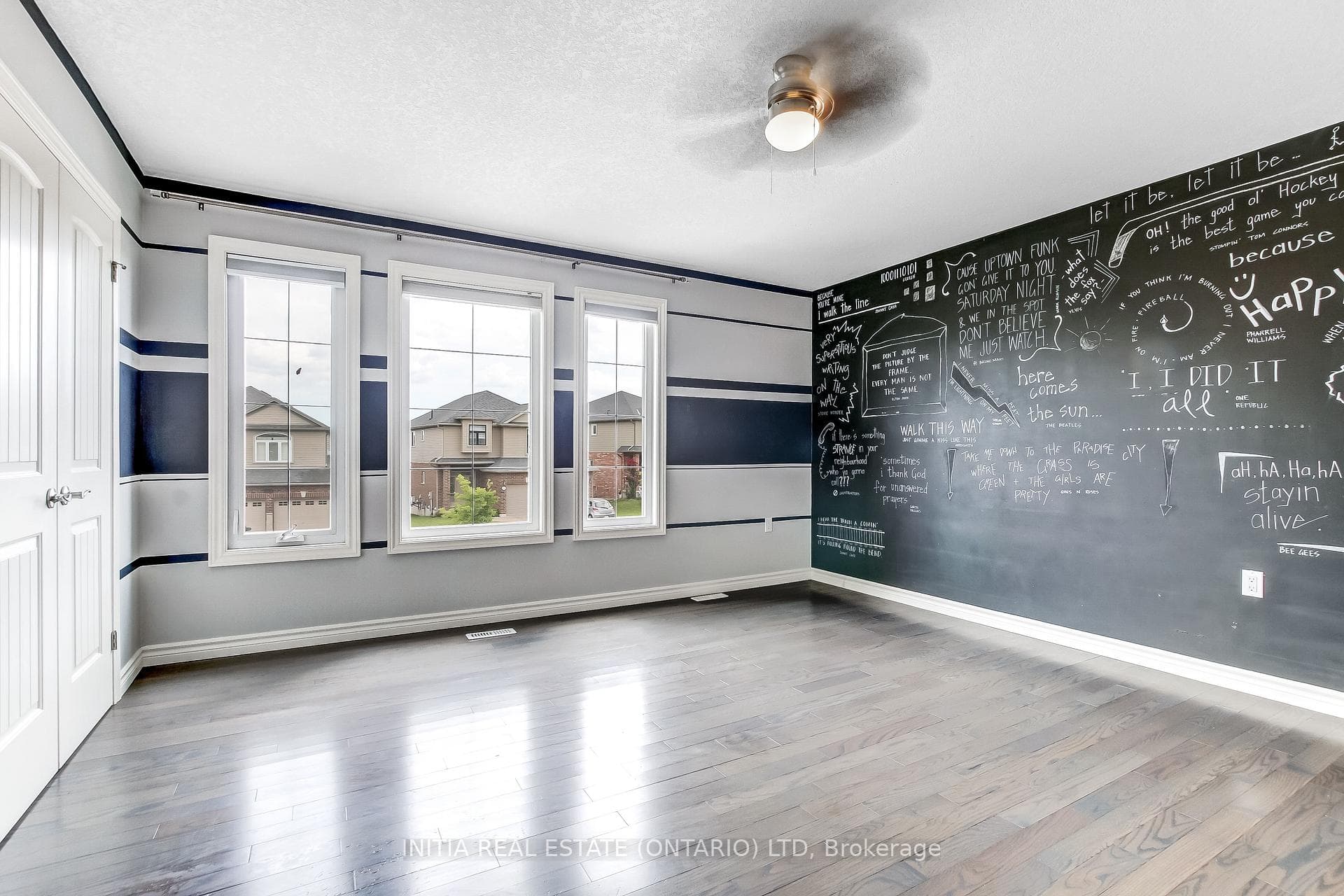 1082 Oakcrossing Road photo 19