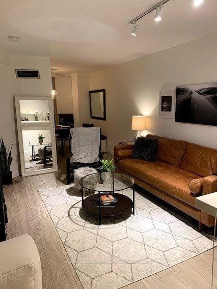 44 St Joseph Street Unit 1710 photo 5
