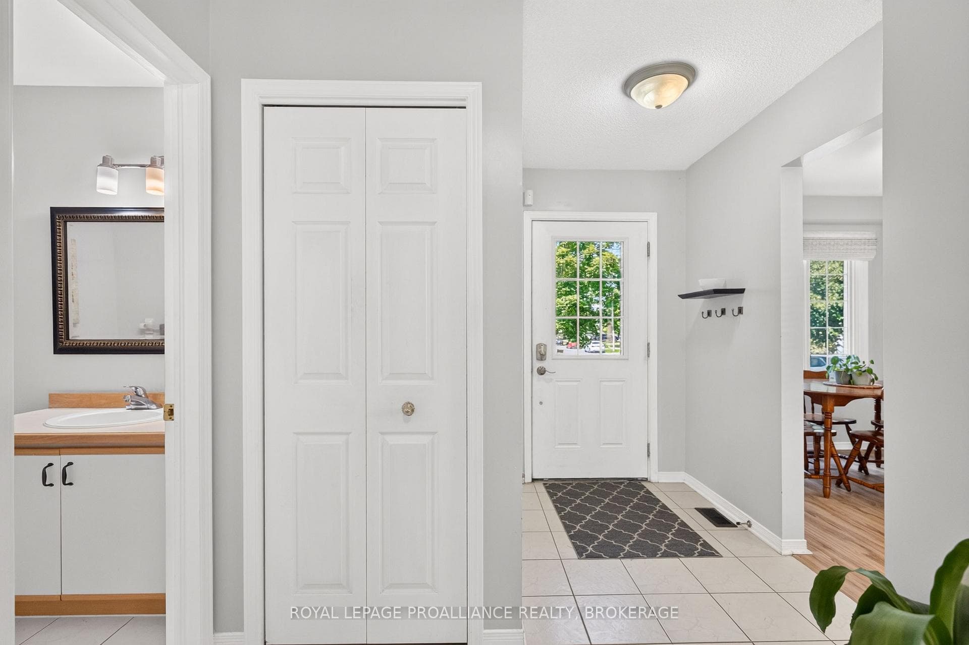 1067 Acadia Drive photo 8