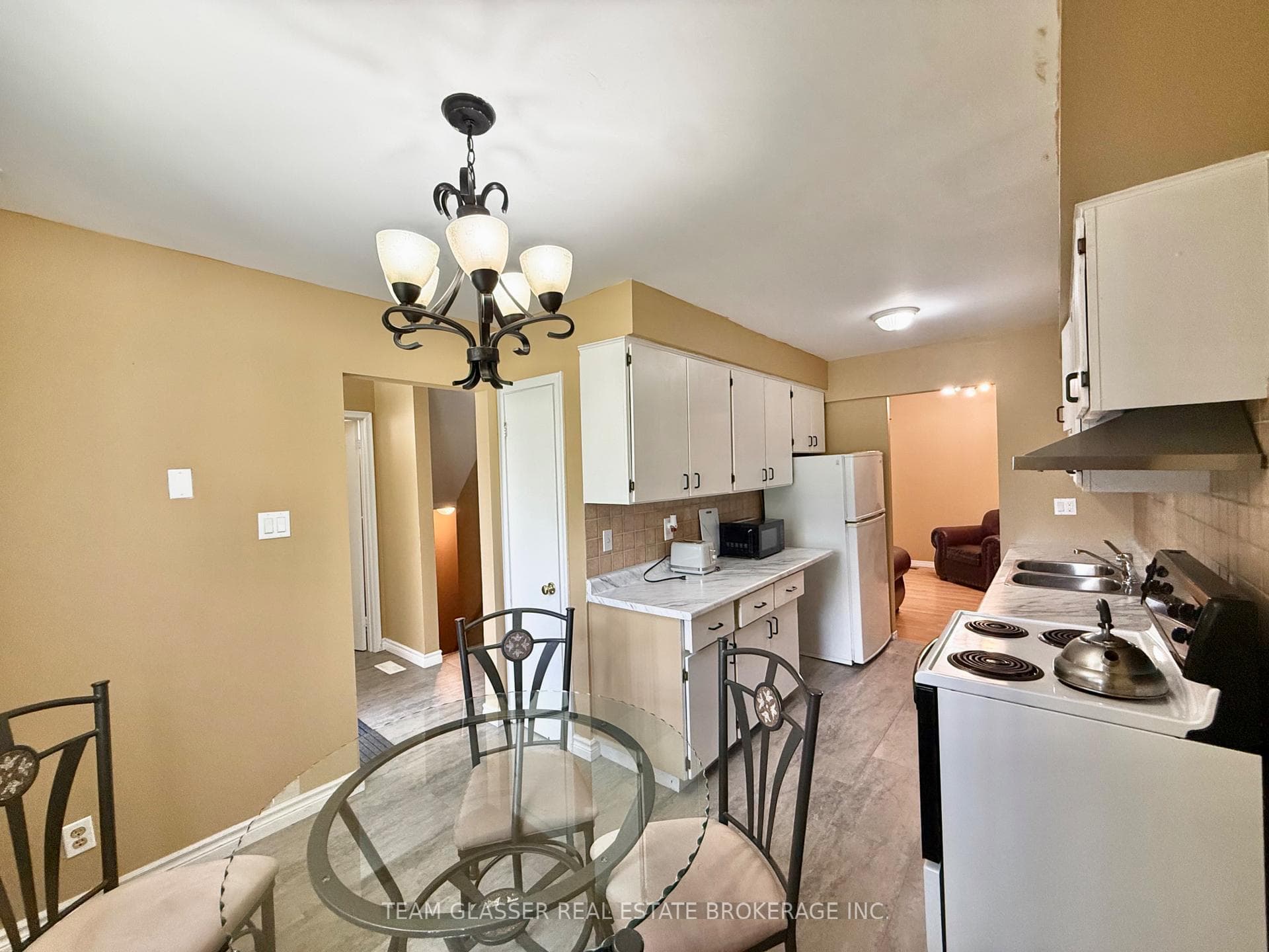 165 Boullee Street Unit 7 photo 8