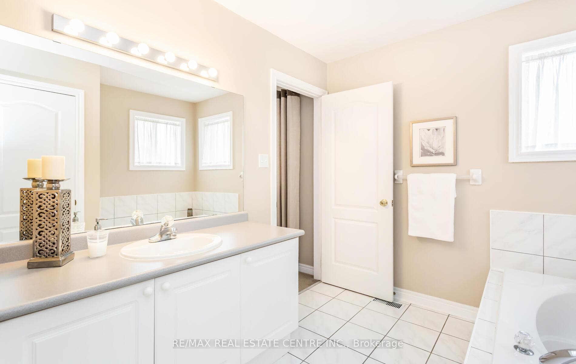 255 BARBER Drive photo 23