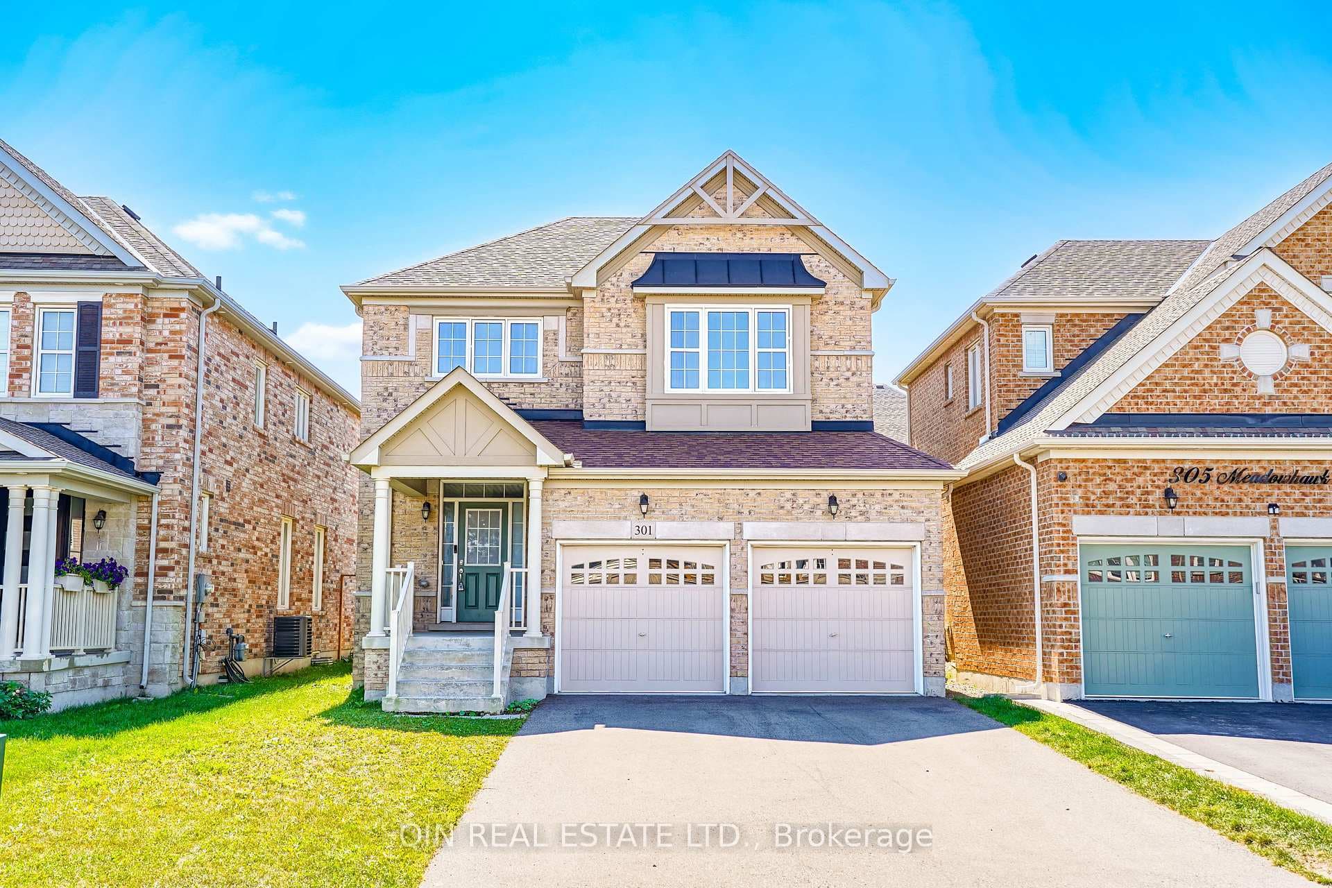 301 Meadowhawk Trail photo 1