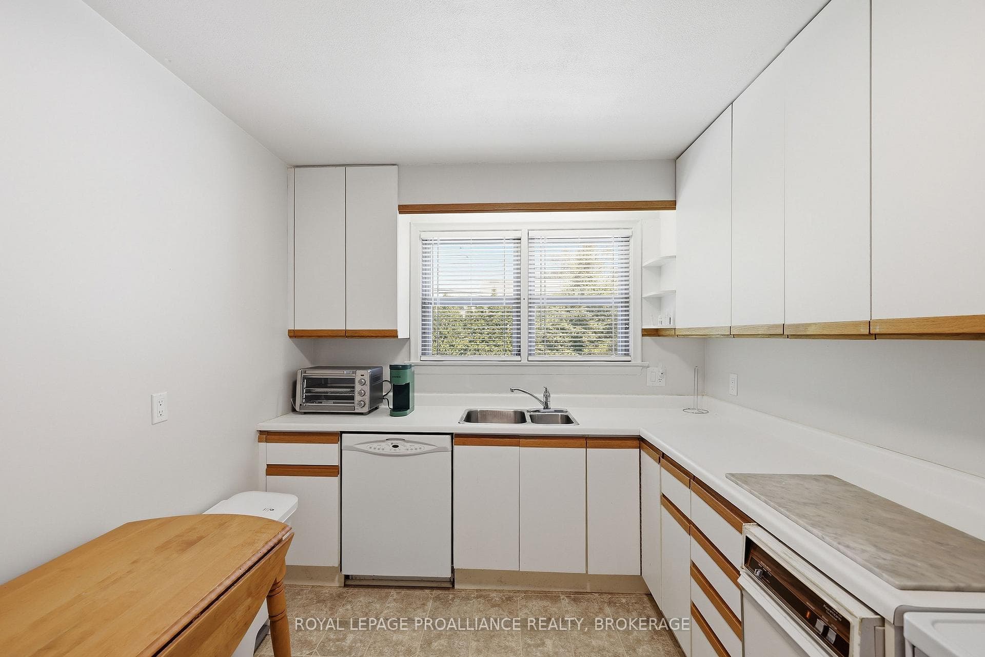 1101 Johnson Street photo 24