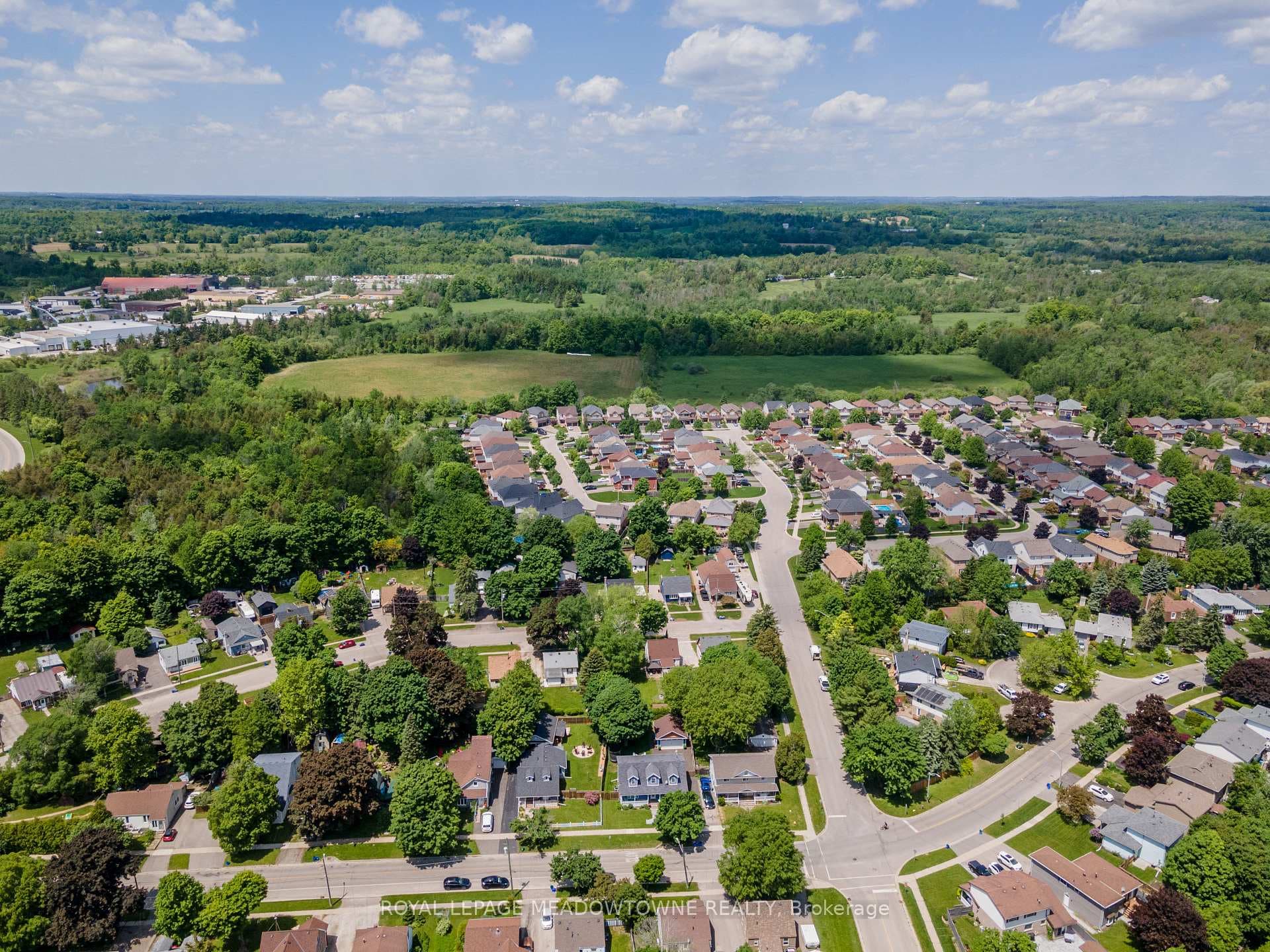 243 McDonald Boulevard photo 38