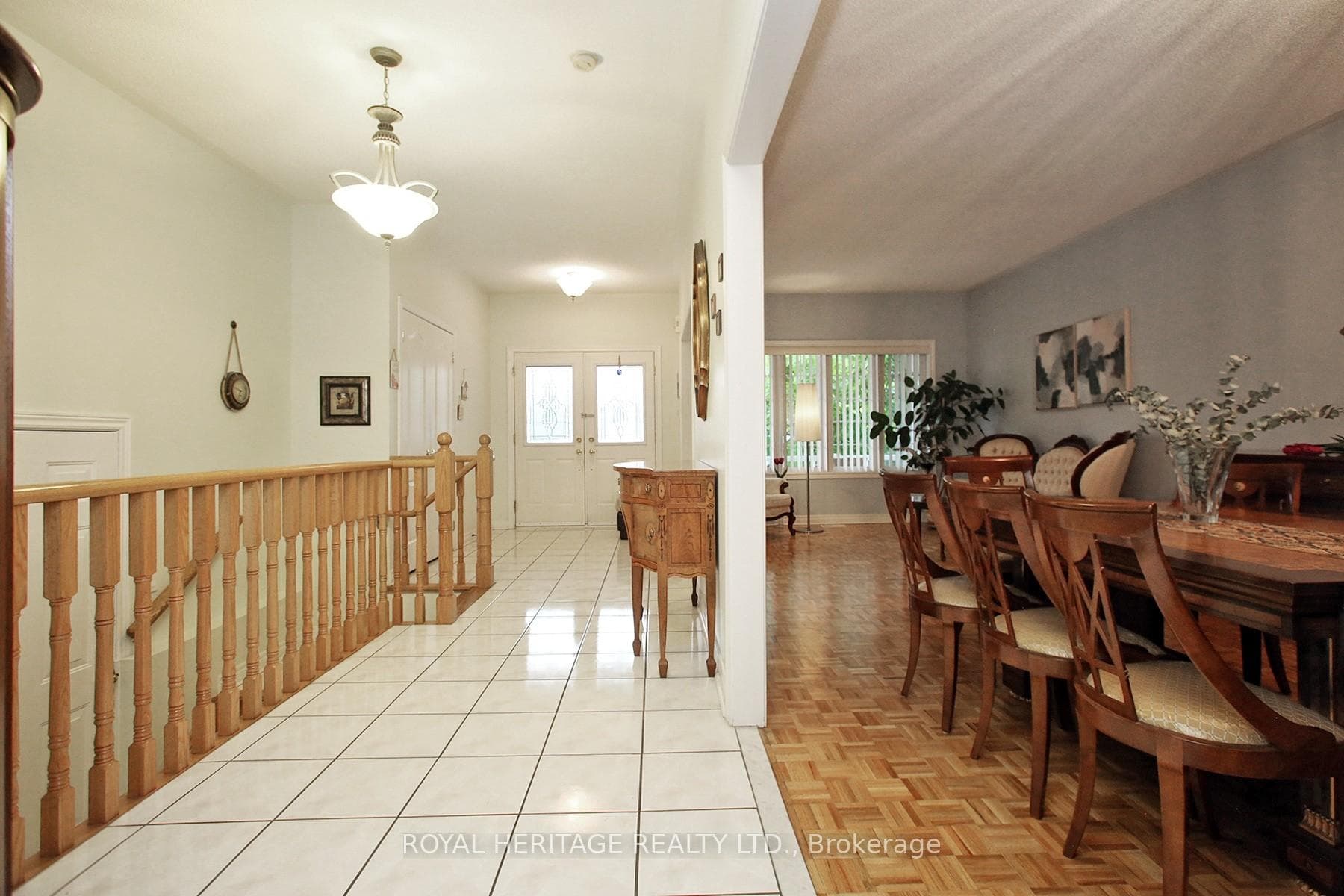 11 Amalfi Court photo 4