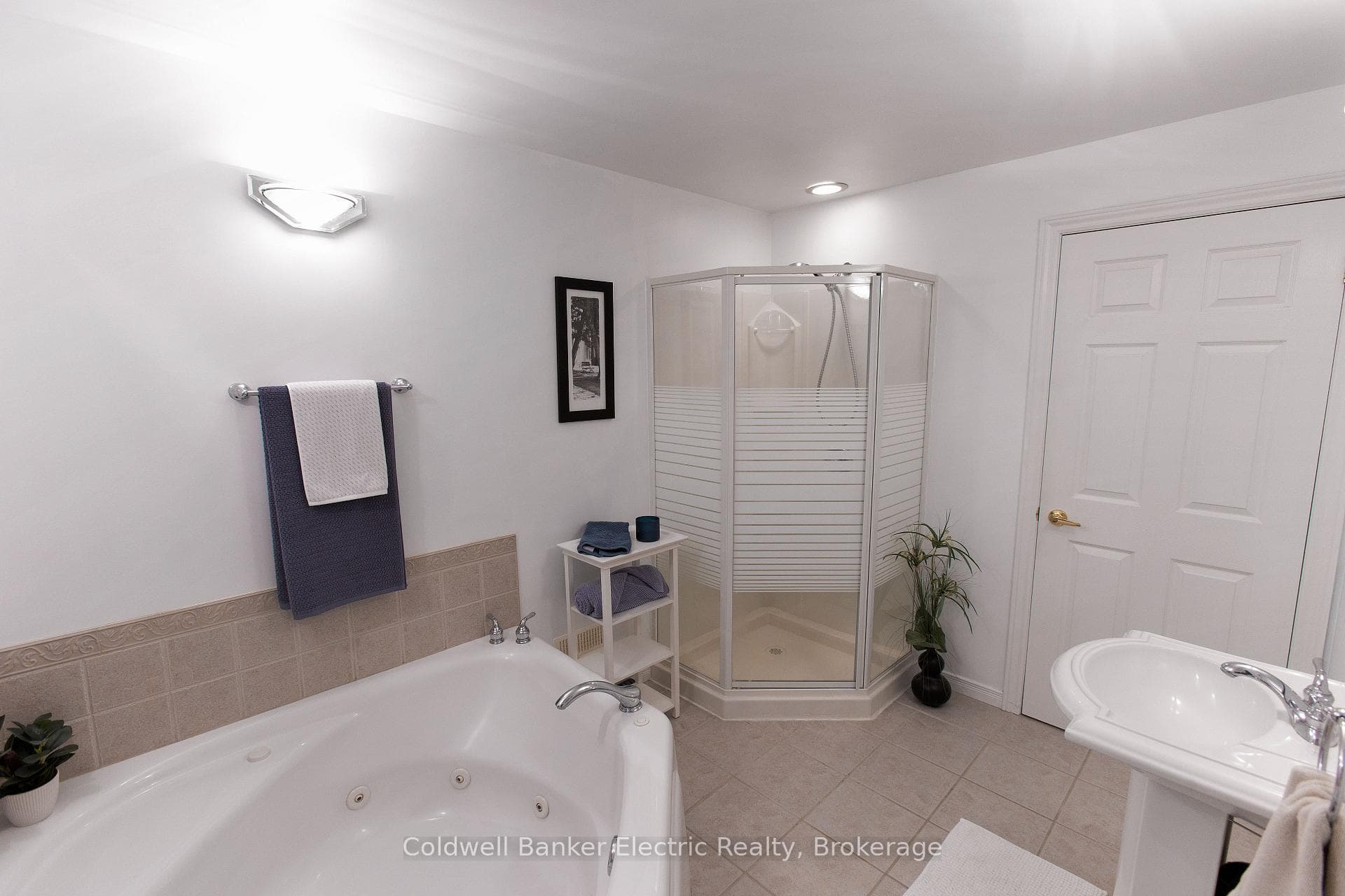 1338 Wildlark Drive photo 33