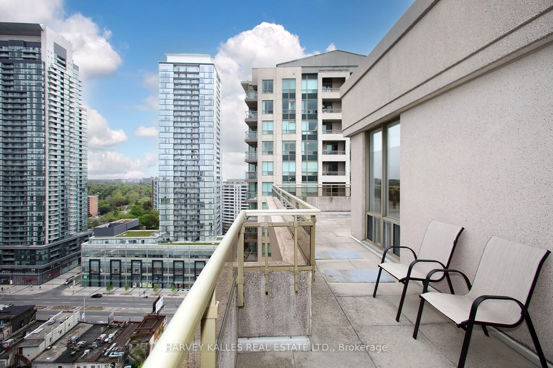 256 Doris Avenue Unit UPH07 photo 10
