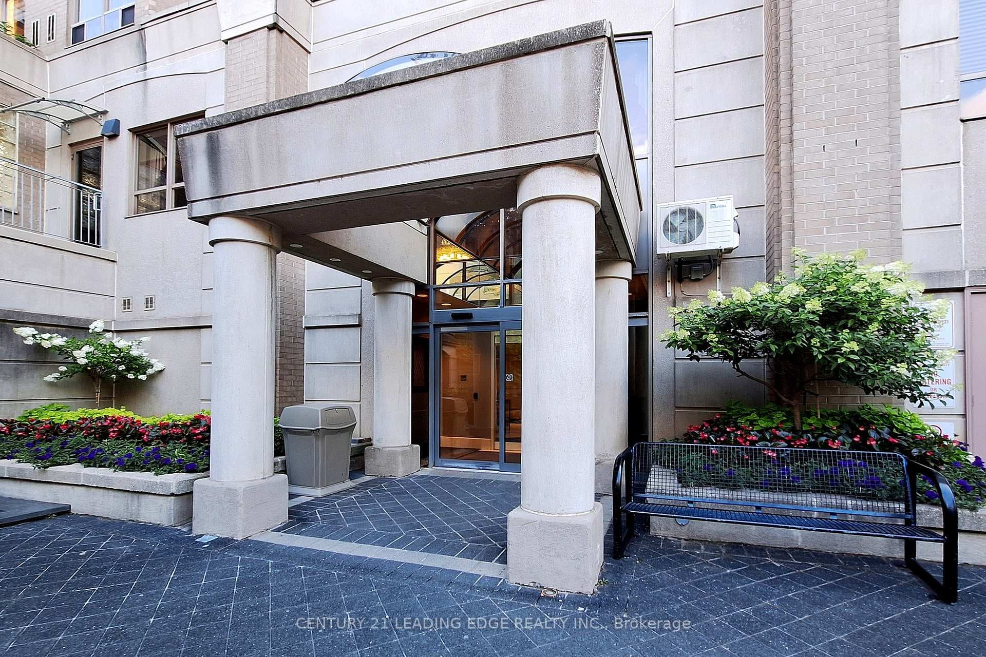 5418 Yonge Street Unit 1201 photo 5