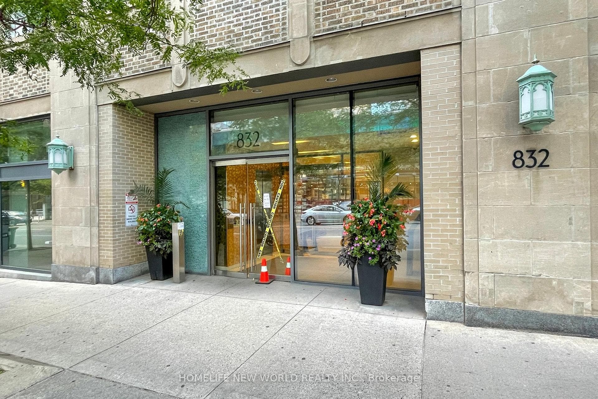 832 Bay Street Unit 216 photo 2