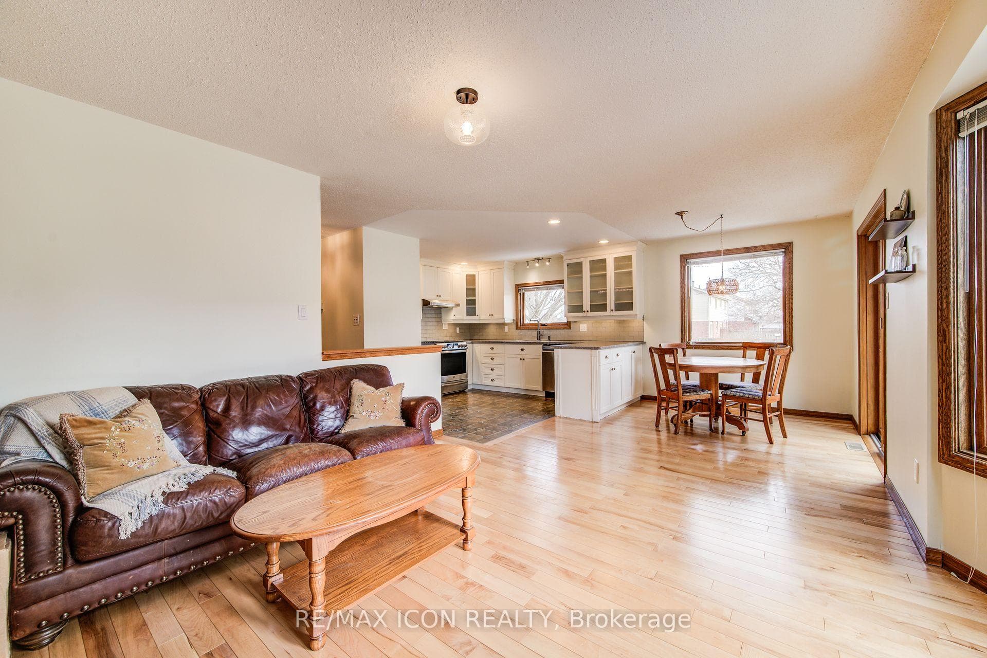 458 Winston Boulevard photo 22