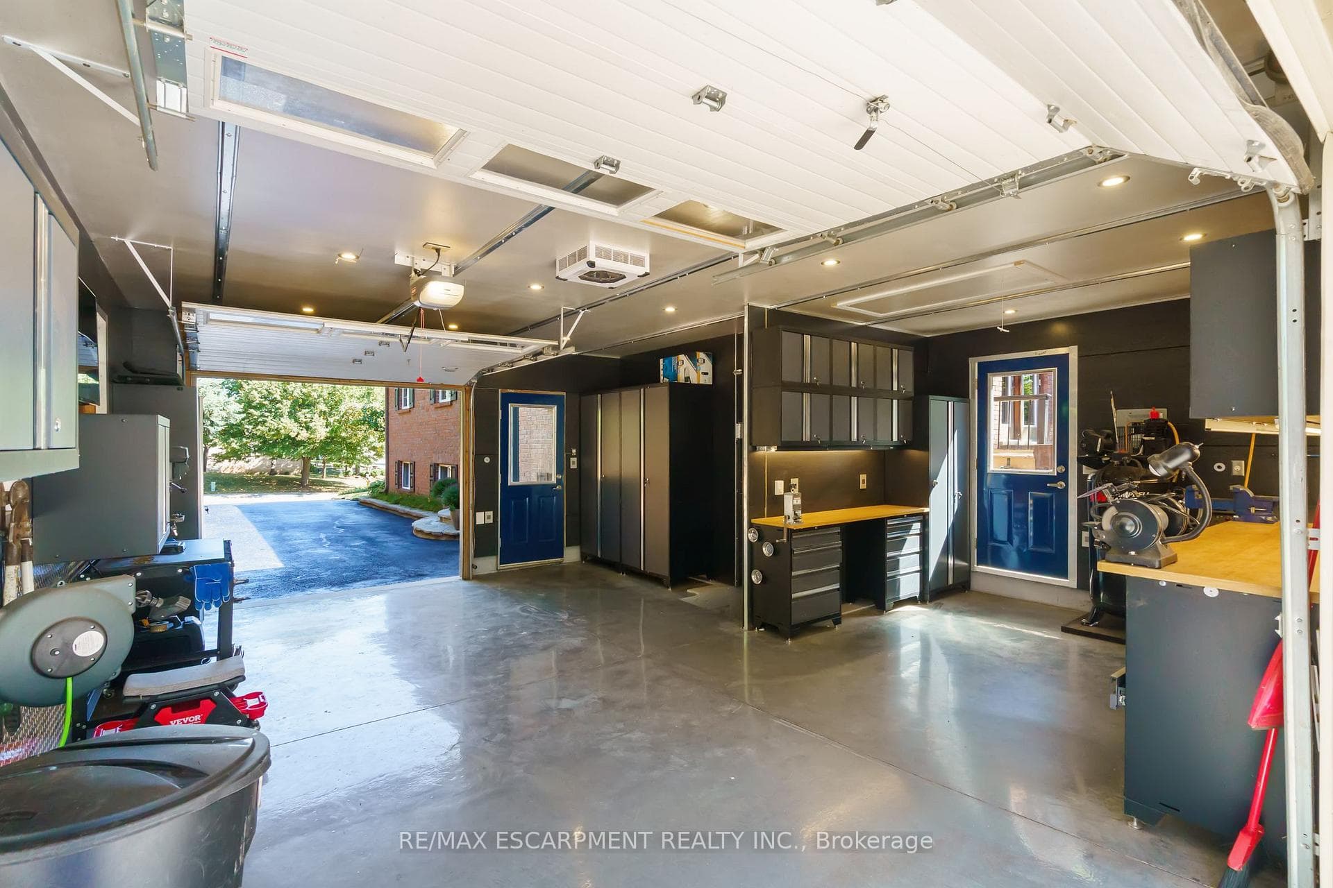 304 Central Avenue photo 40