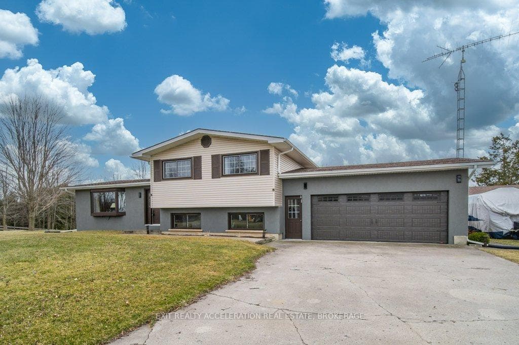 156 Denridge Road photo 2