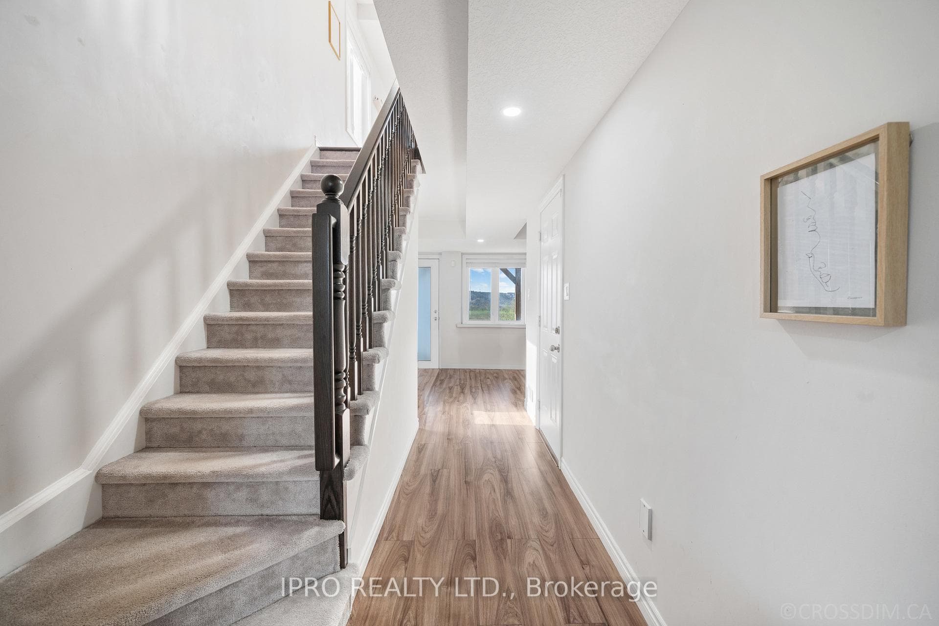 27 Mayland Trail photo 3