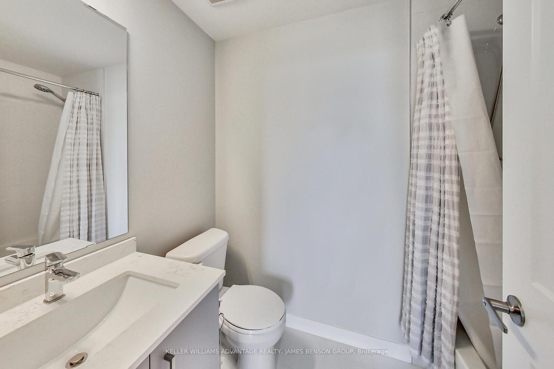 15 Queen Street Unit 1202 photo 13
