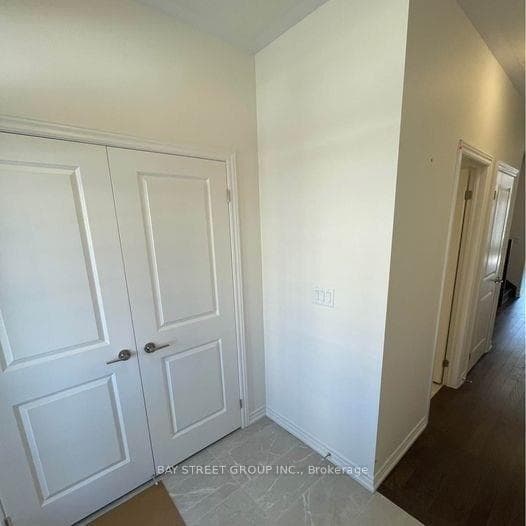 110 Laing Drive photo 4