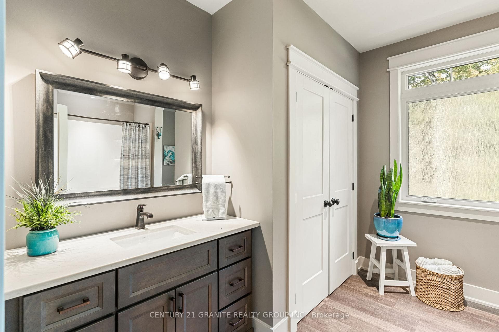 1104 Shady Lane photo 24