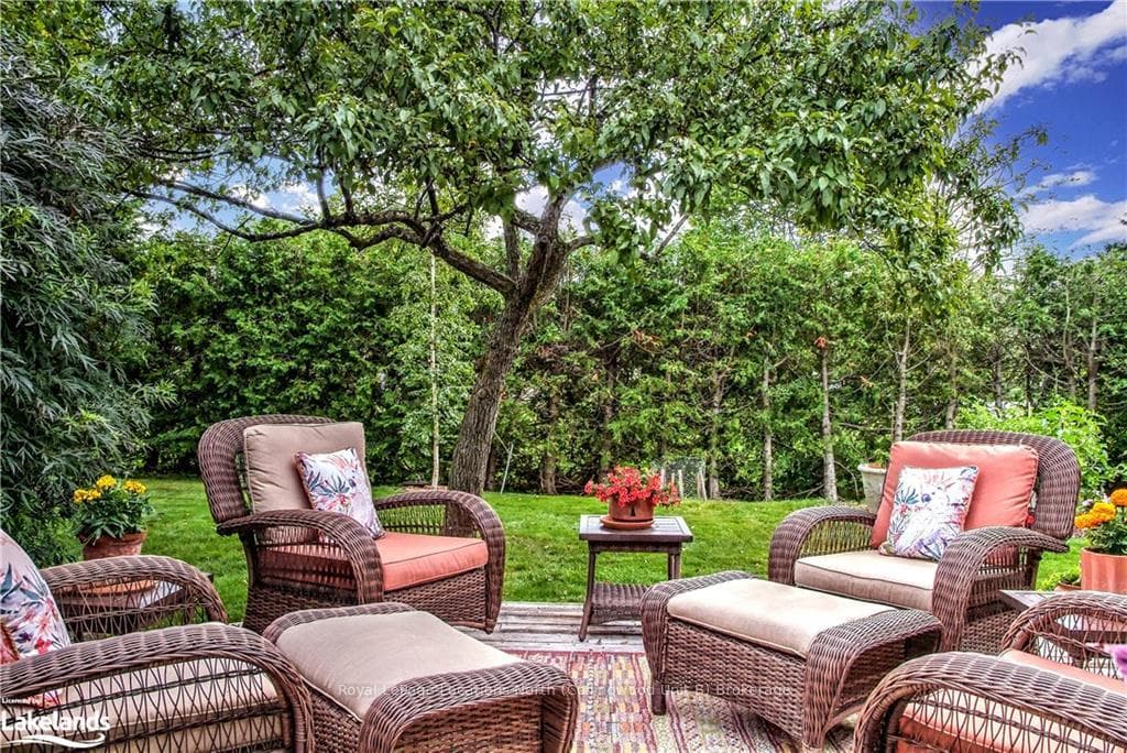 13 COUNTRY Crescent photo 41