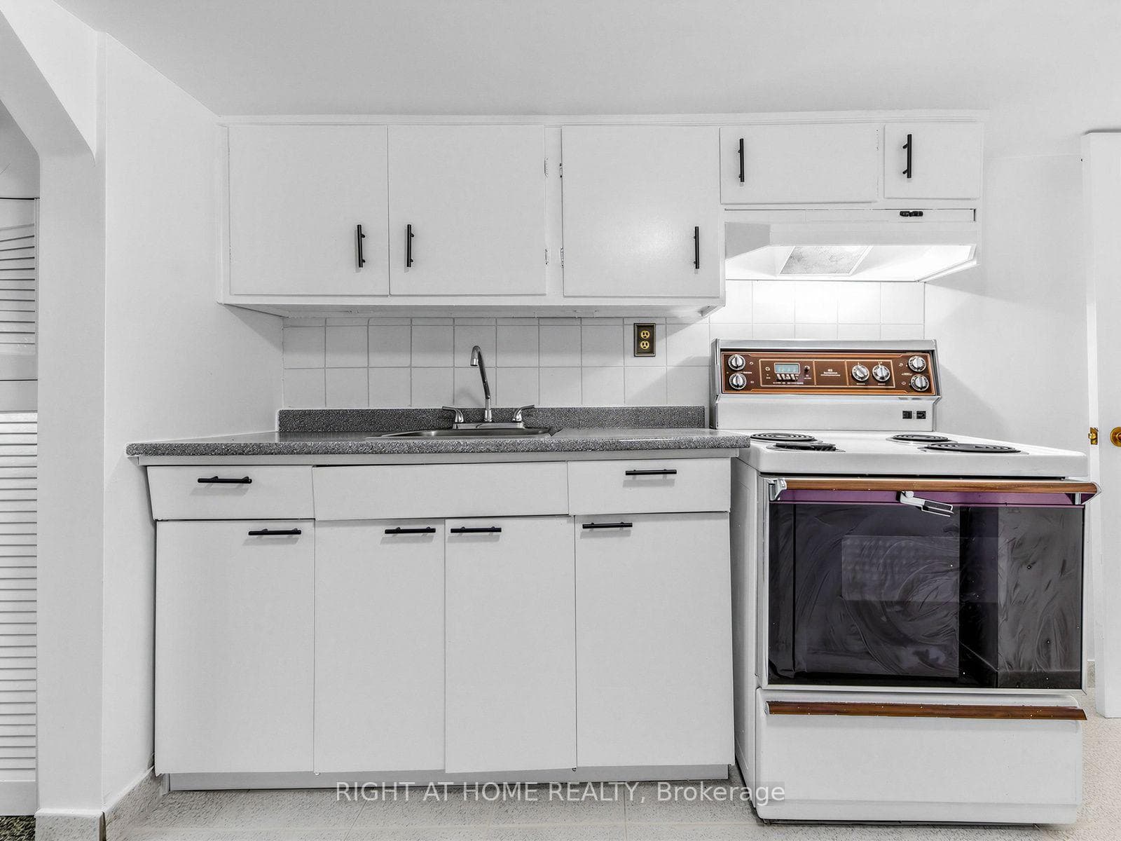 78 Symington Avenue photo 37