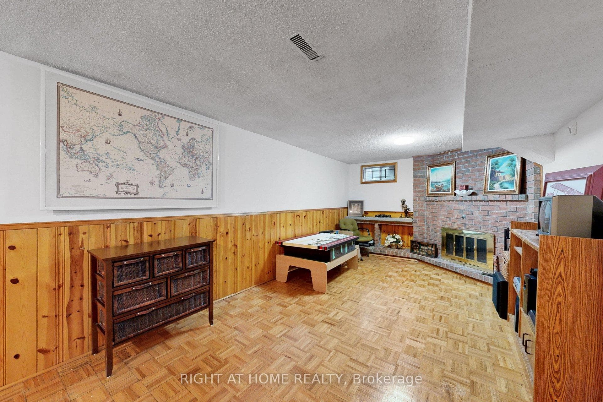 103 Heatherton Way photo 44