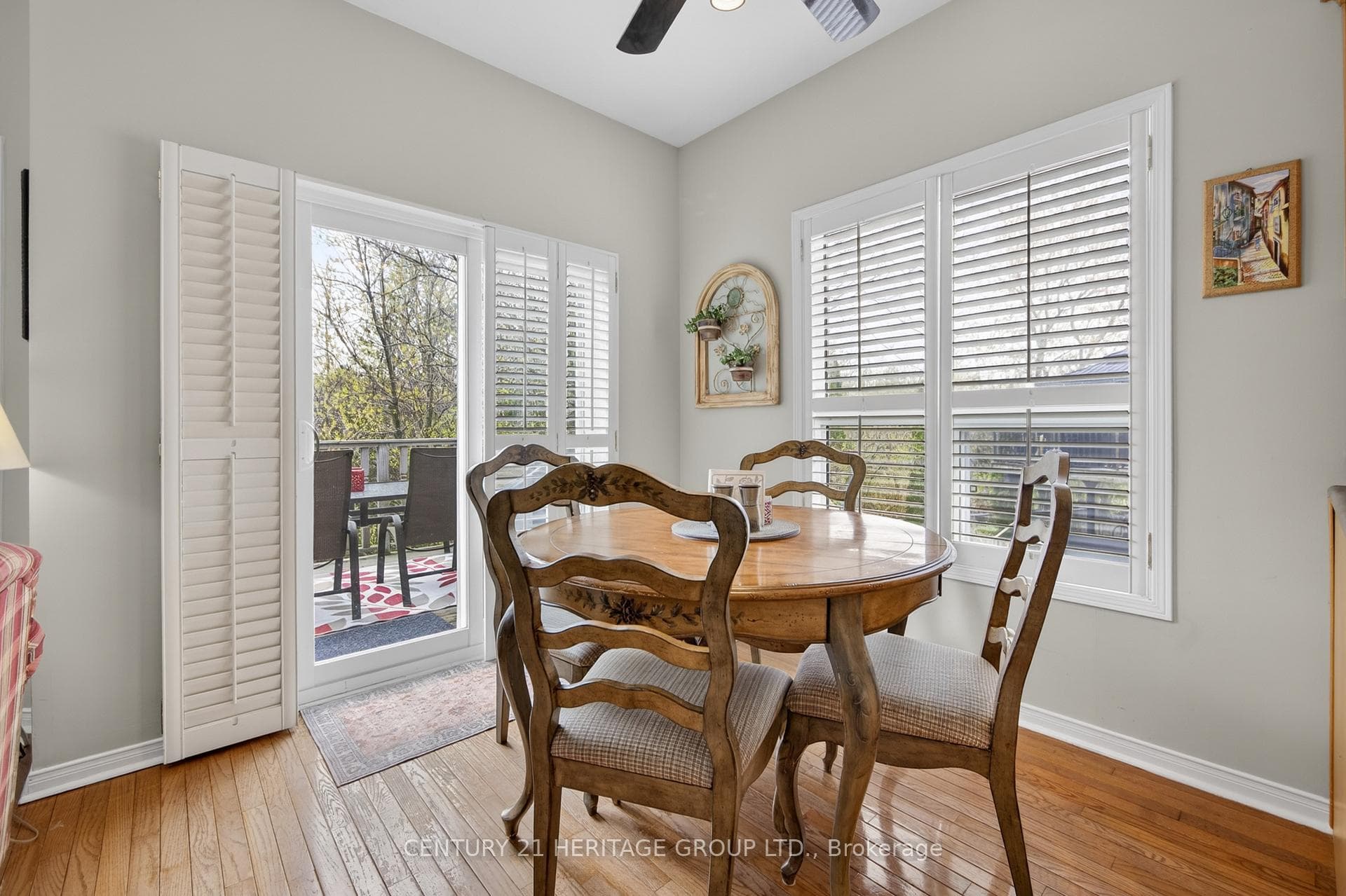1858 Emerald Court photo 15