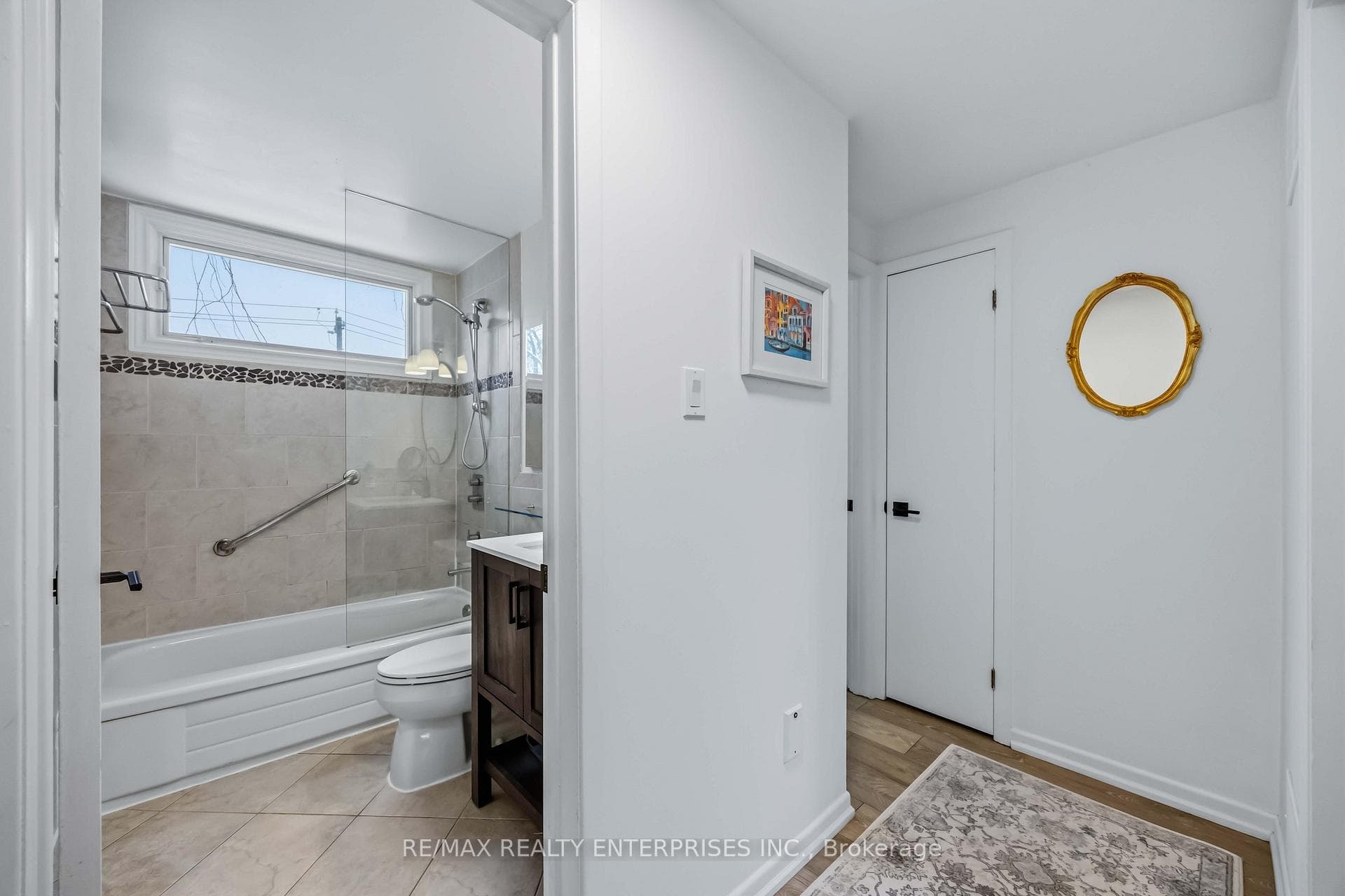 121 Montgomery Avenue photo 20