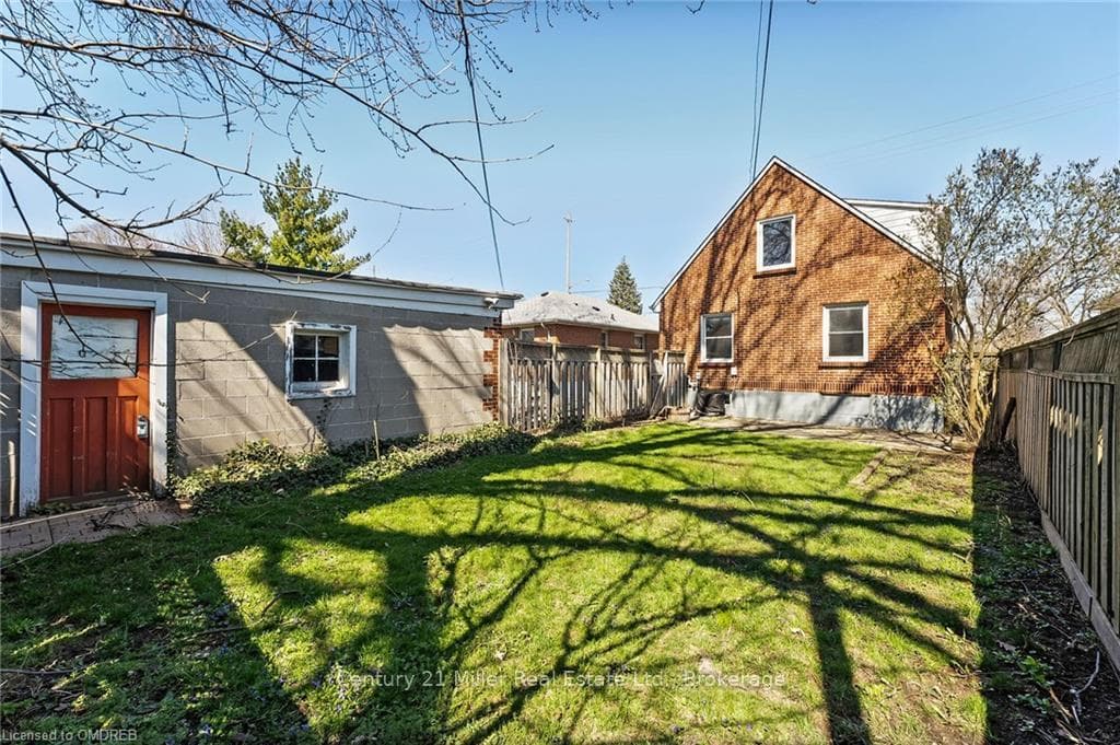 241 HIGHBURY Avenue photo 32