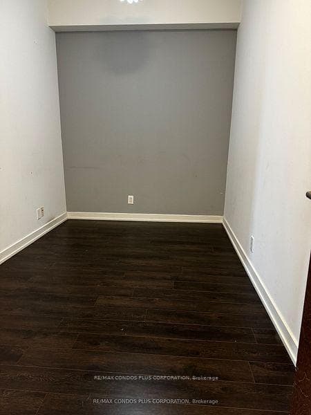 2220 Lake Shore Boulevard Unit 2705 photo 4