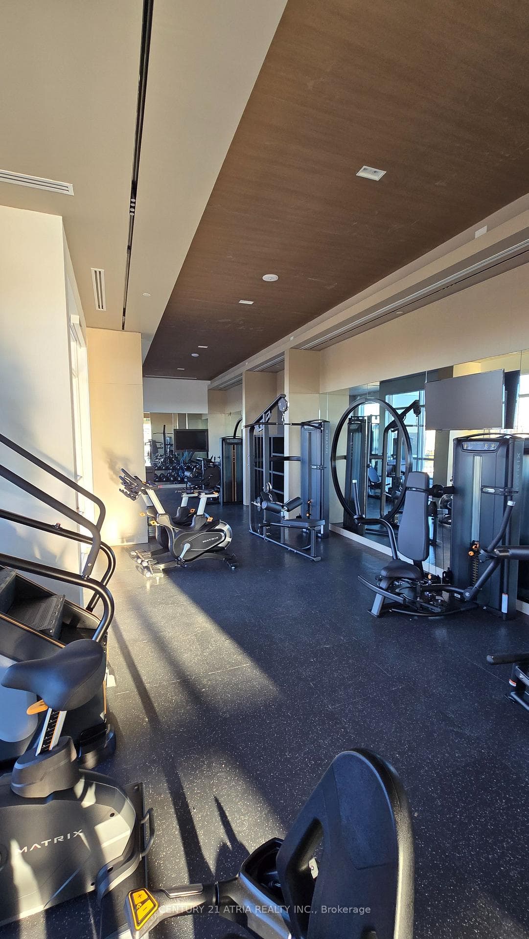 8888 Yonge Street Unit 1005 photo 19