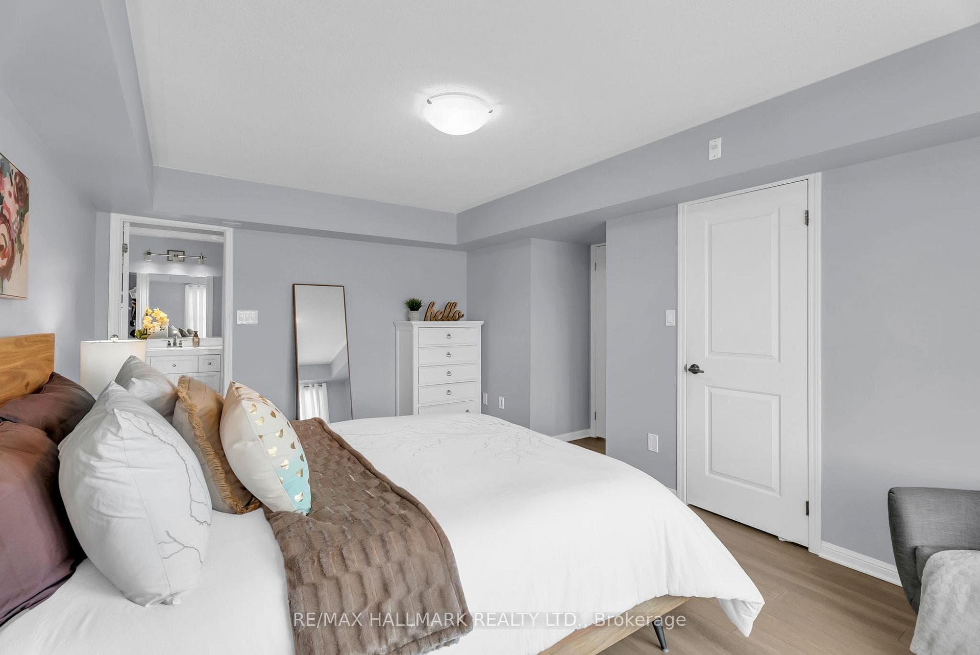 1725 Pure Springs Boulevard Unit 307 photo 11
