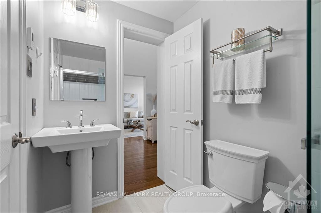 6433 BERNICE Court photo 13
