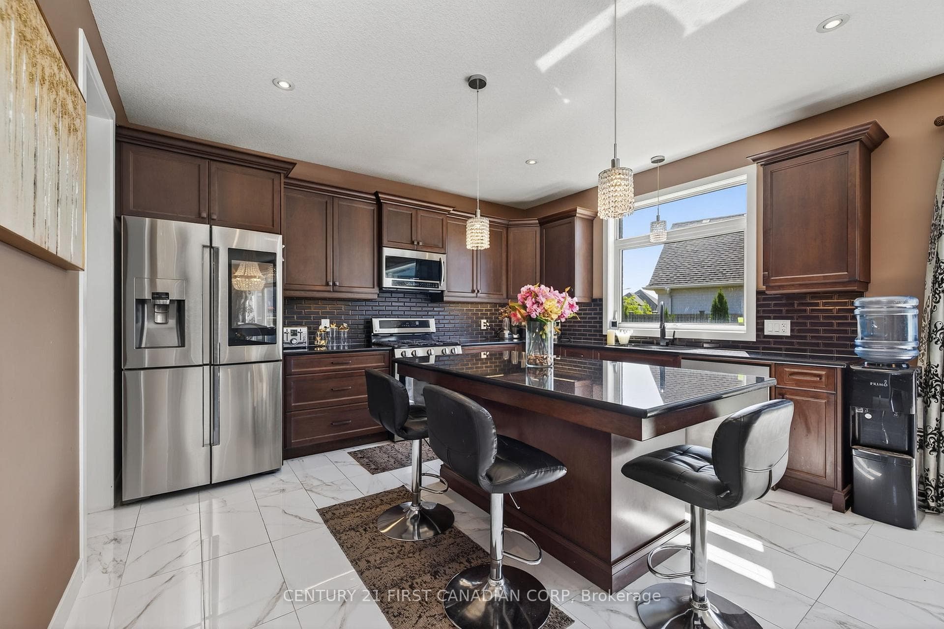 703 Zaifman Circle photo 14