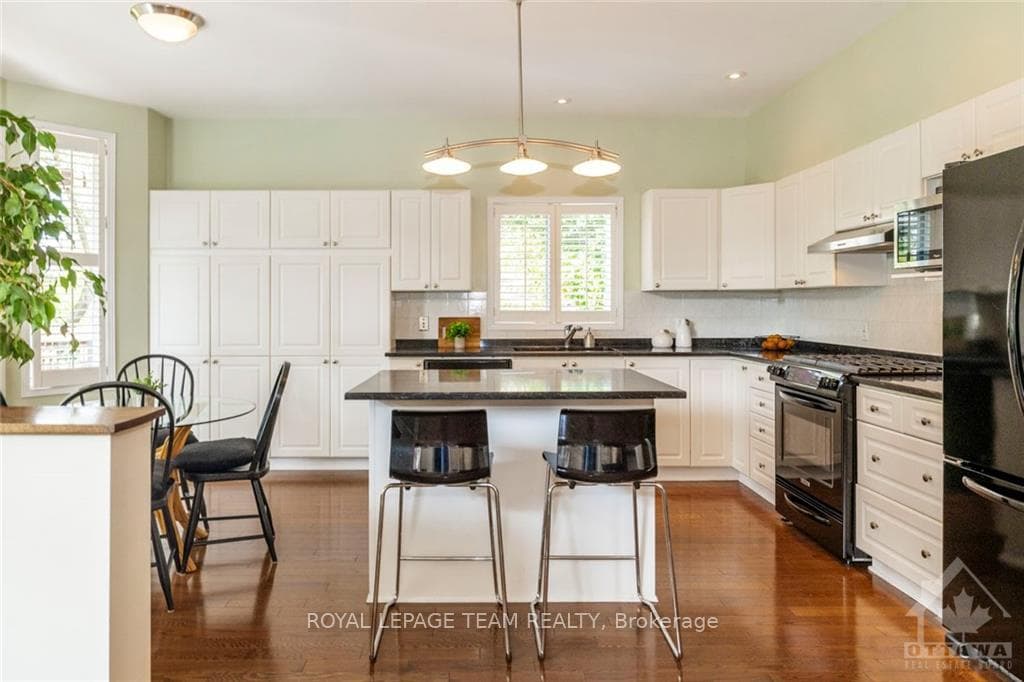 88 MALHOTRA Court photo 13