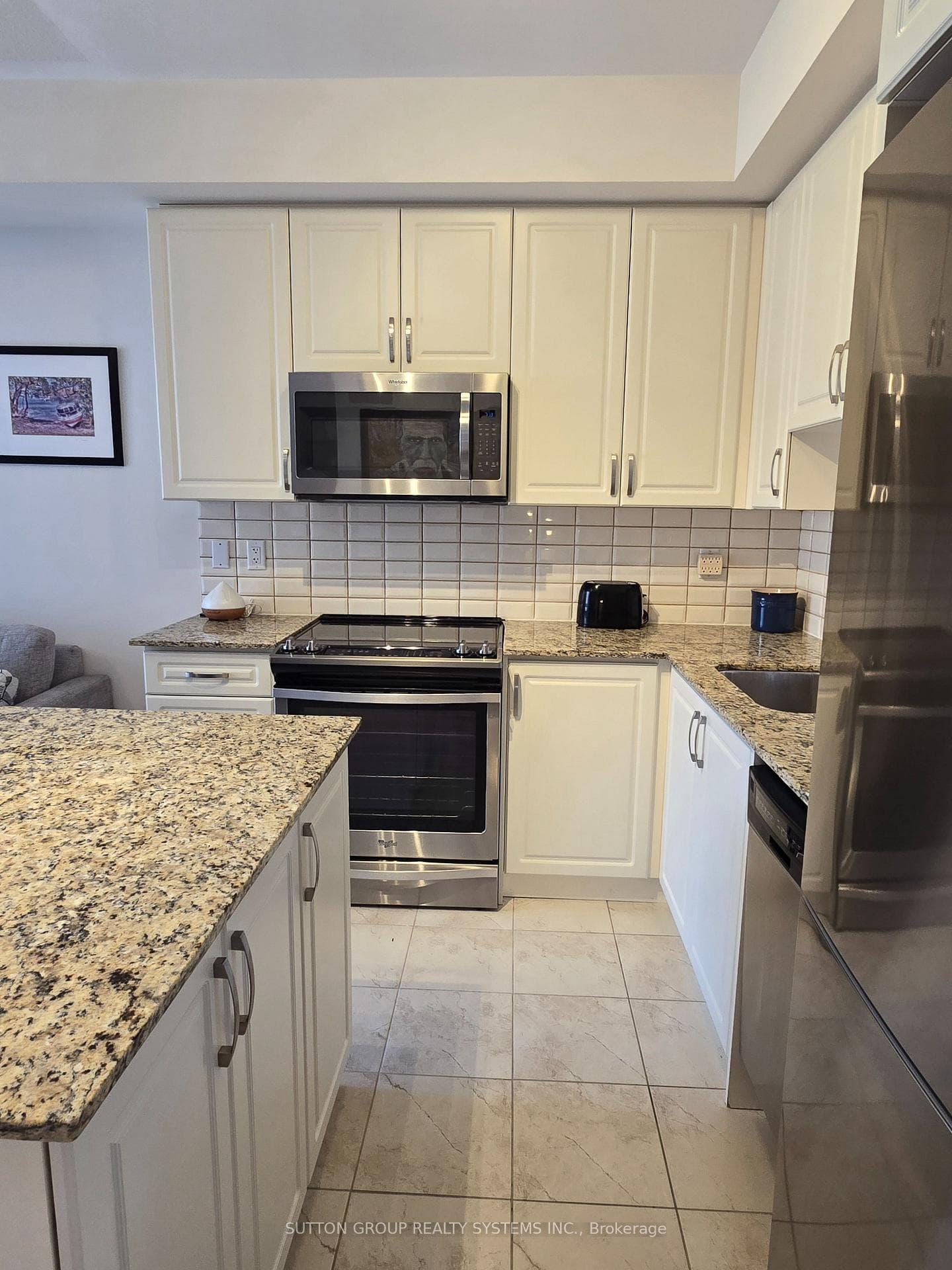 34 Fieldway Road Unit 126 photo 5