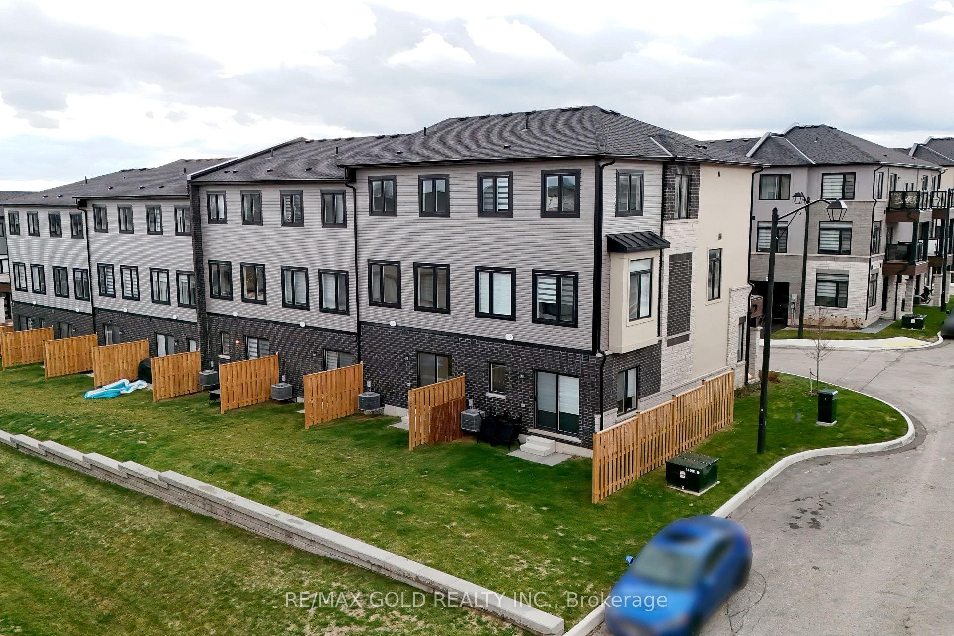 155 Equestrian Way Unit 114 photo 28