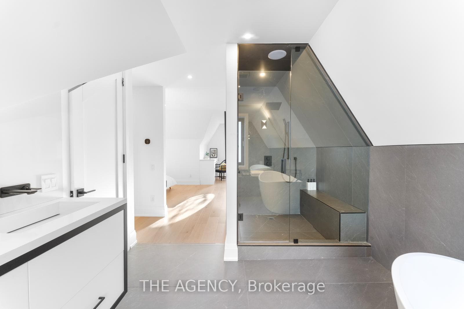 43 Rusholme Road photo 30