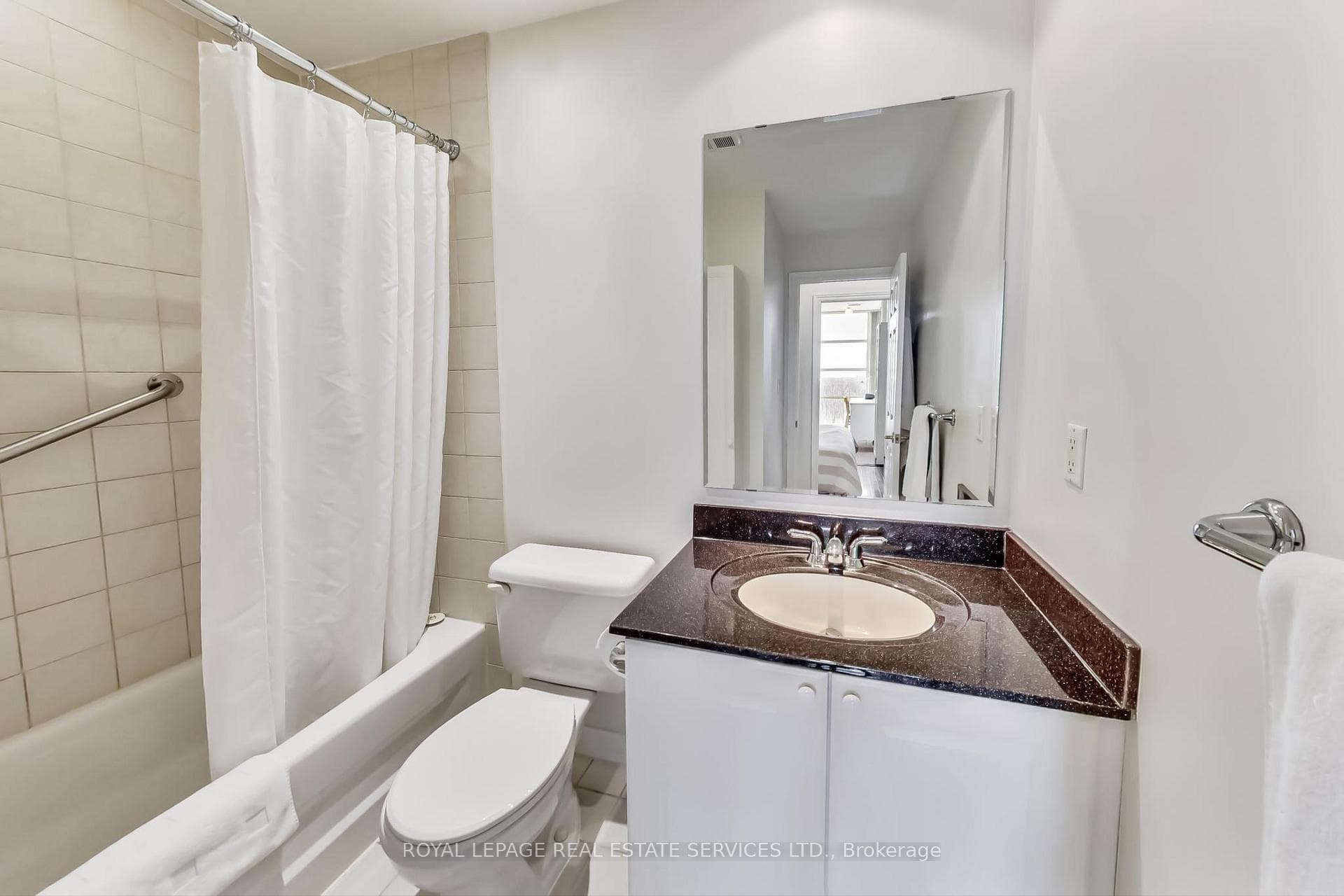 1 Leaside Park Drive Unit 618 photo 21