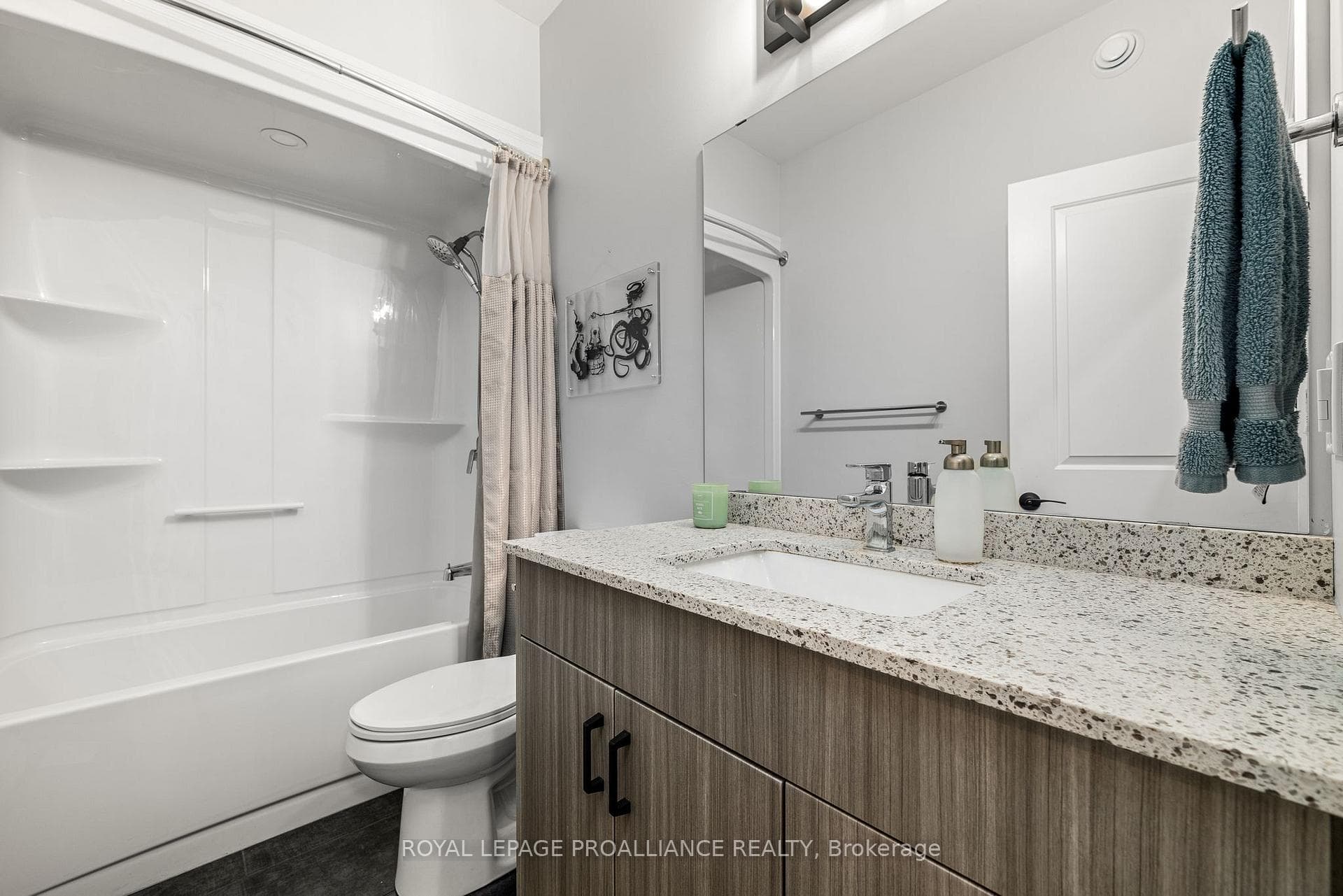 19 Sabrina Avenue photo 19