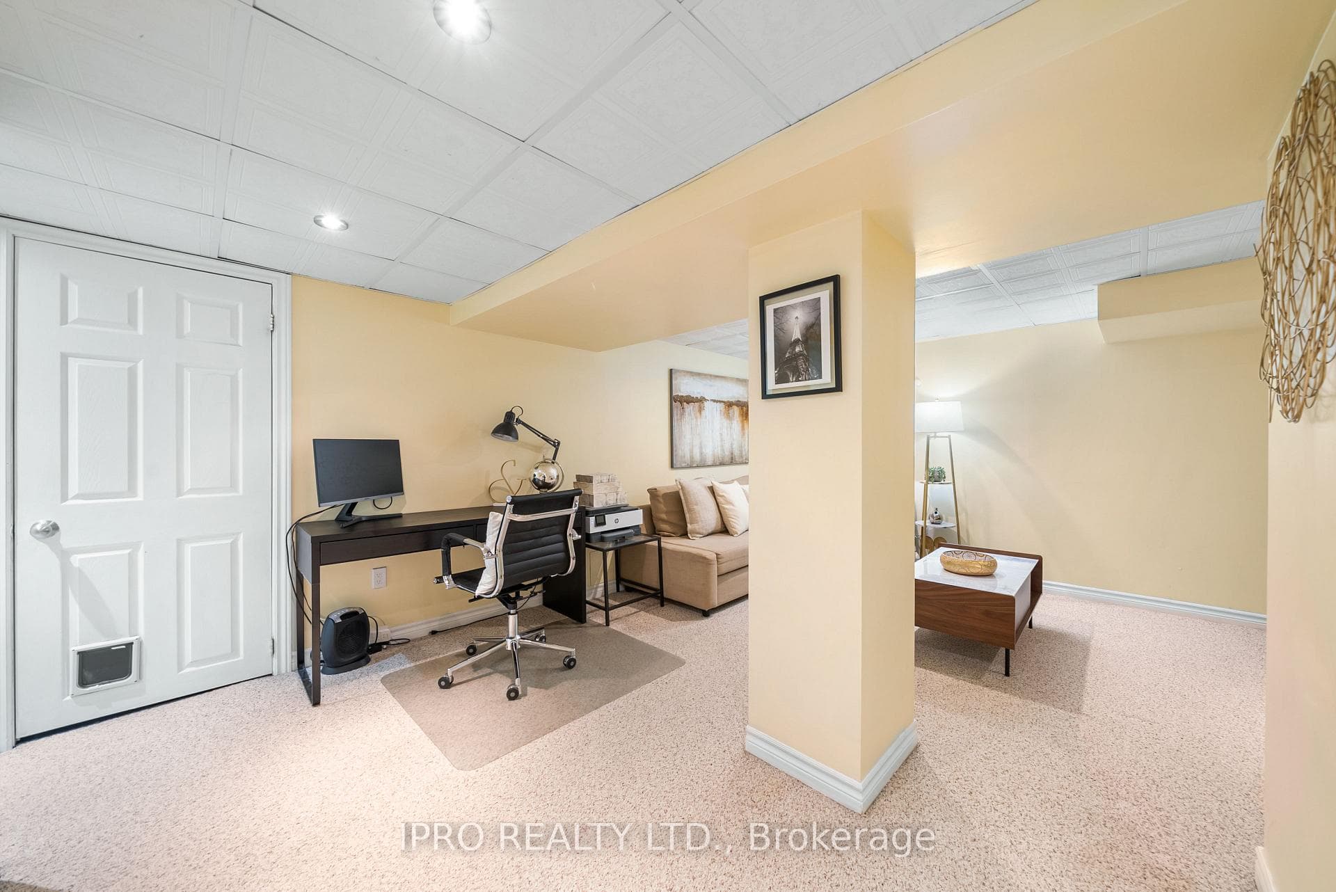 592 Roseheath Drive photo 29