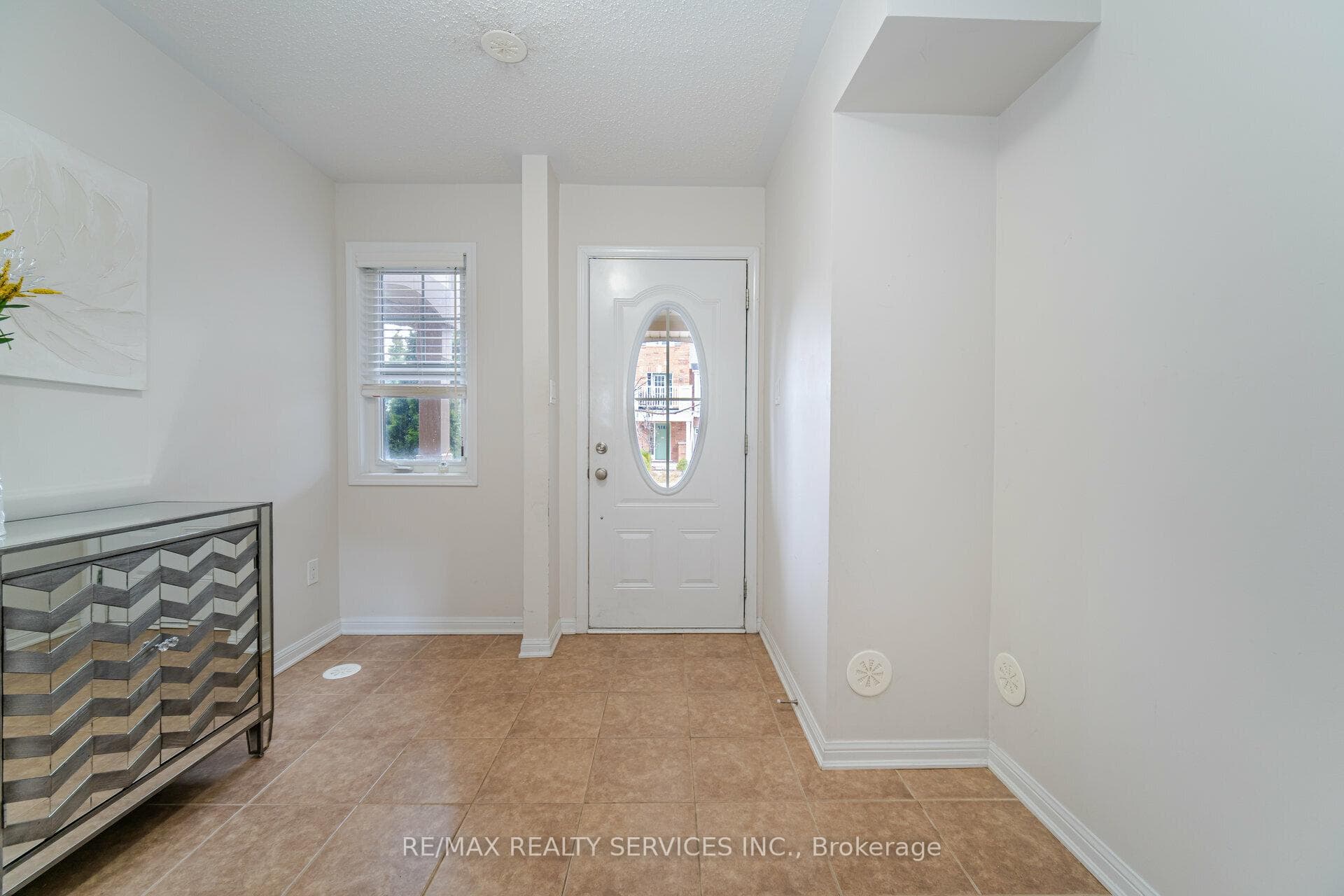 221 Septimus Heights photo 6
