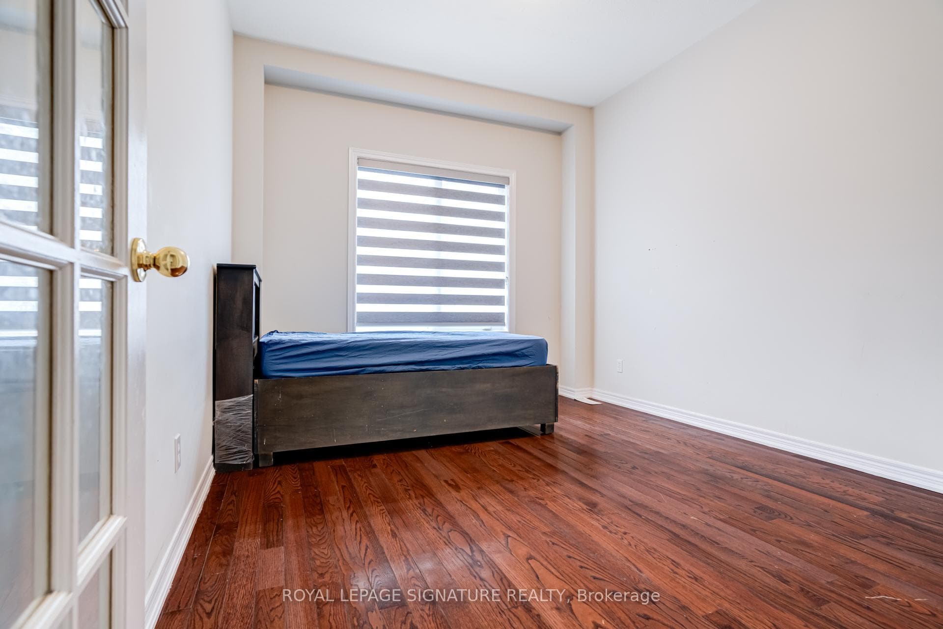 20 Watercliff Place photo 15