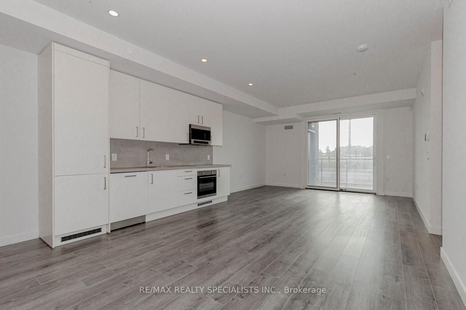 7549 Kalar Road Unit 309 photo 9