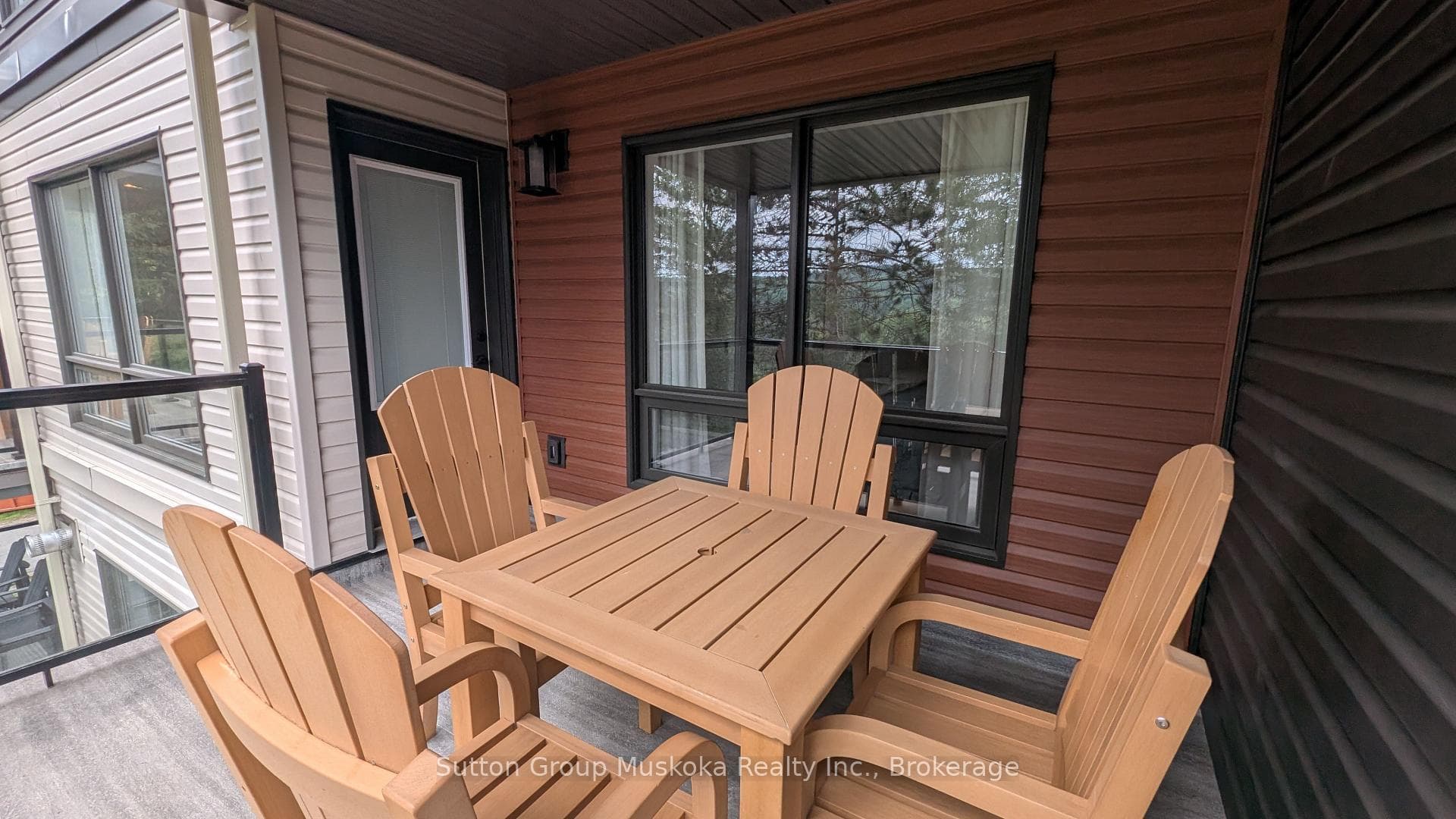 52-205 Deerhurst Drive photo 14