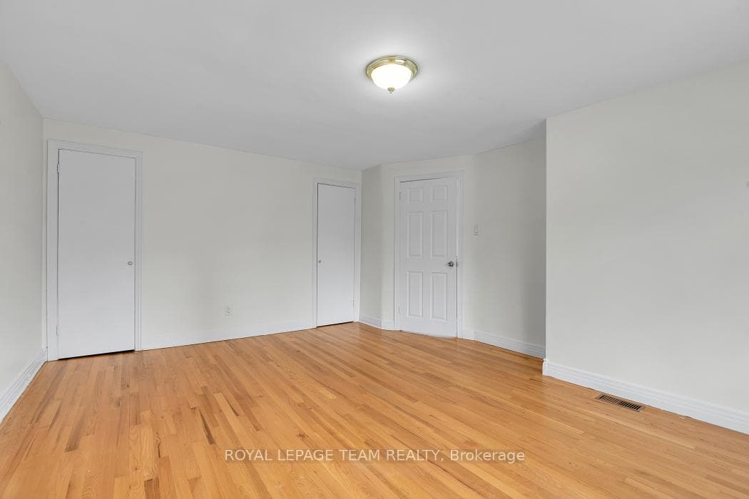 1104 Apolydor Avenue photo 19